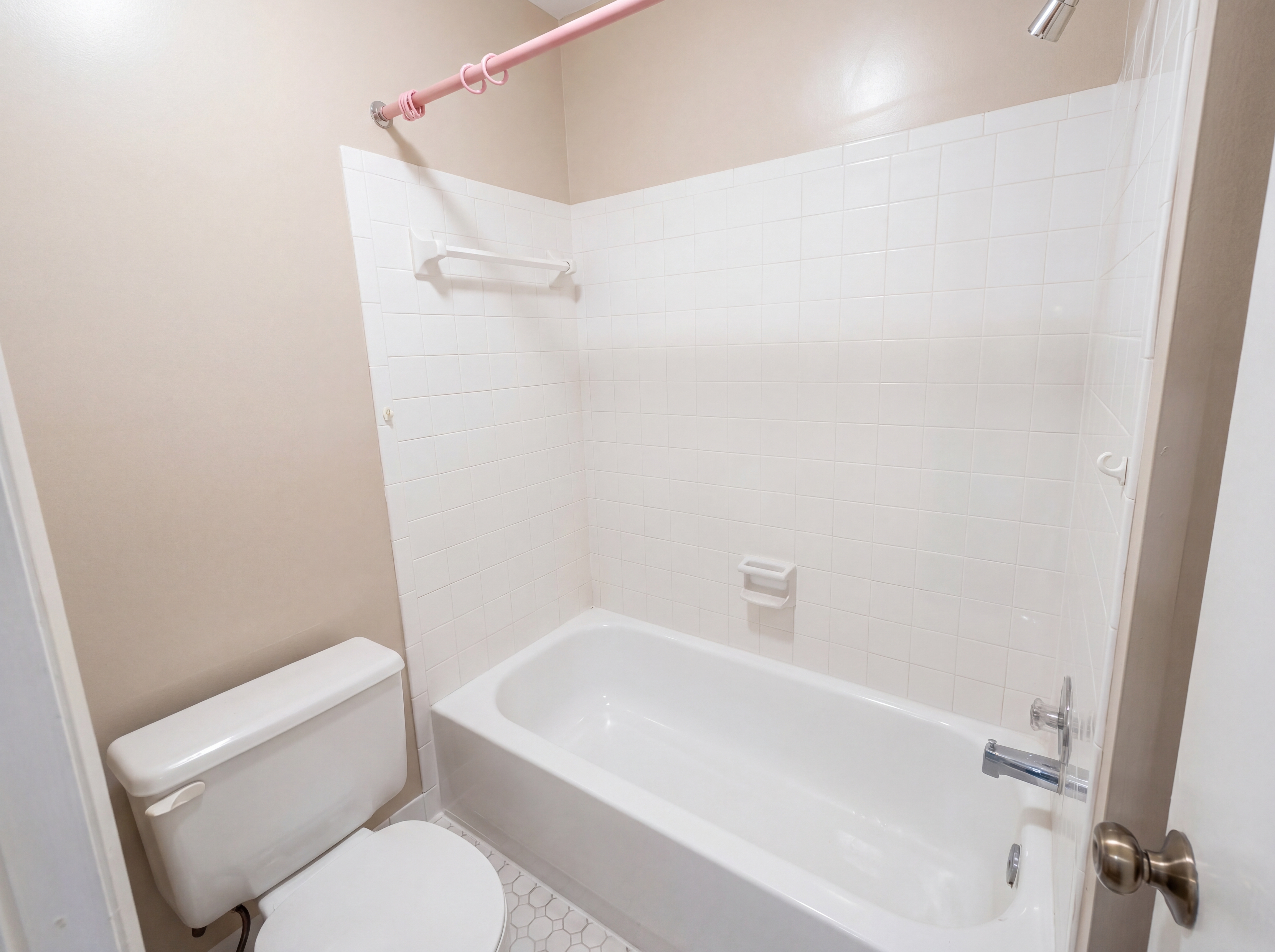 Photo 16 of 23 of 14281 Princedale Dr, Woodbridge, VA