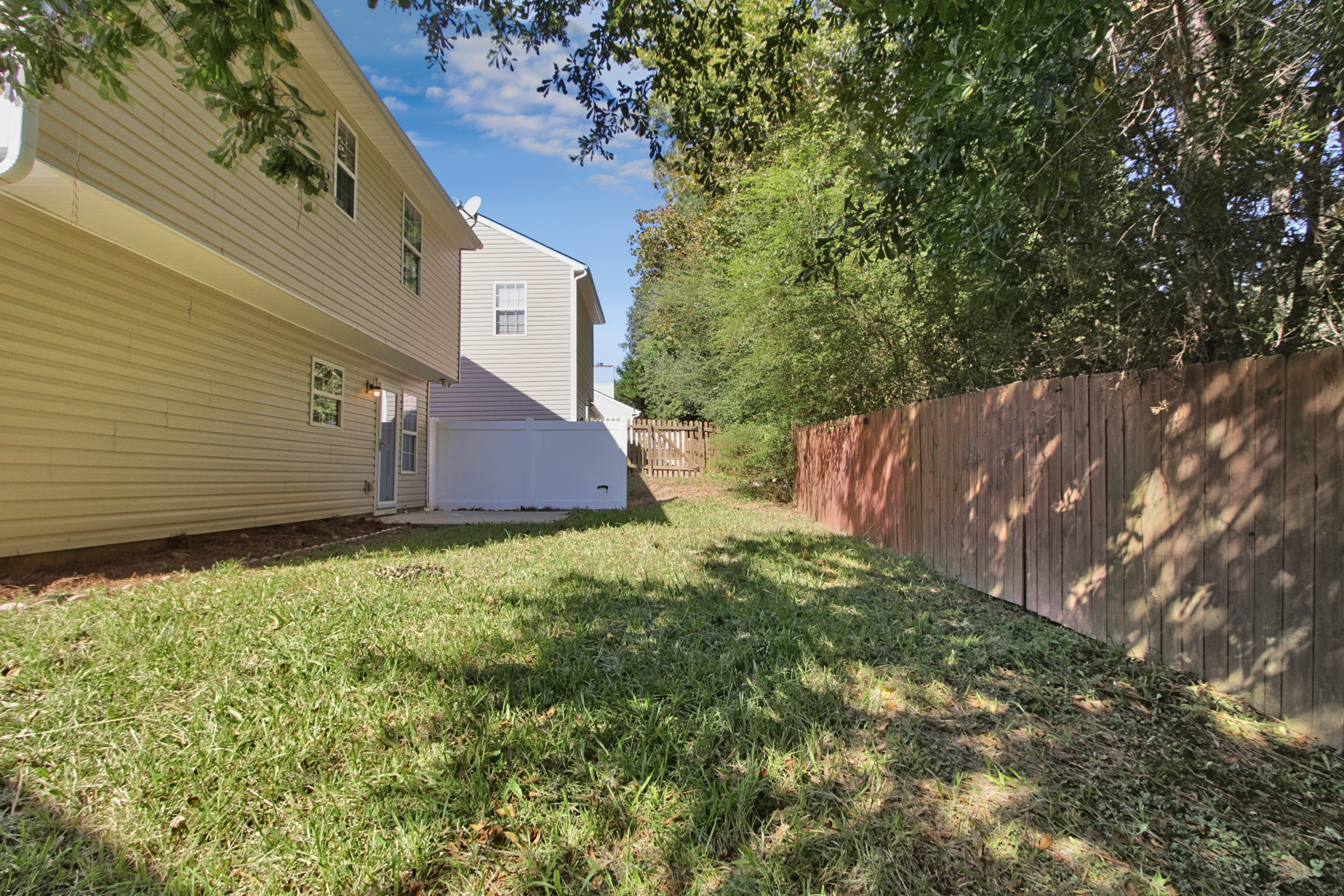 Photo 24 of 28 of 273 Rosemont Ct, Hiram, GA