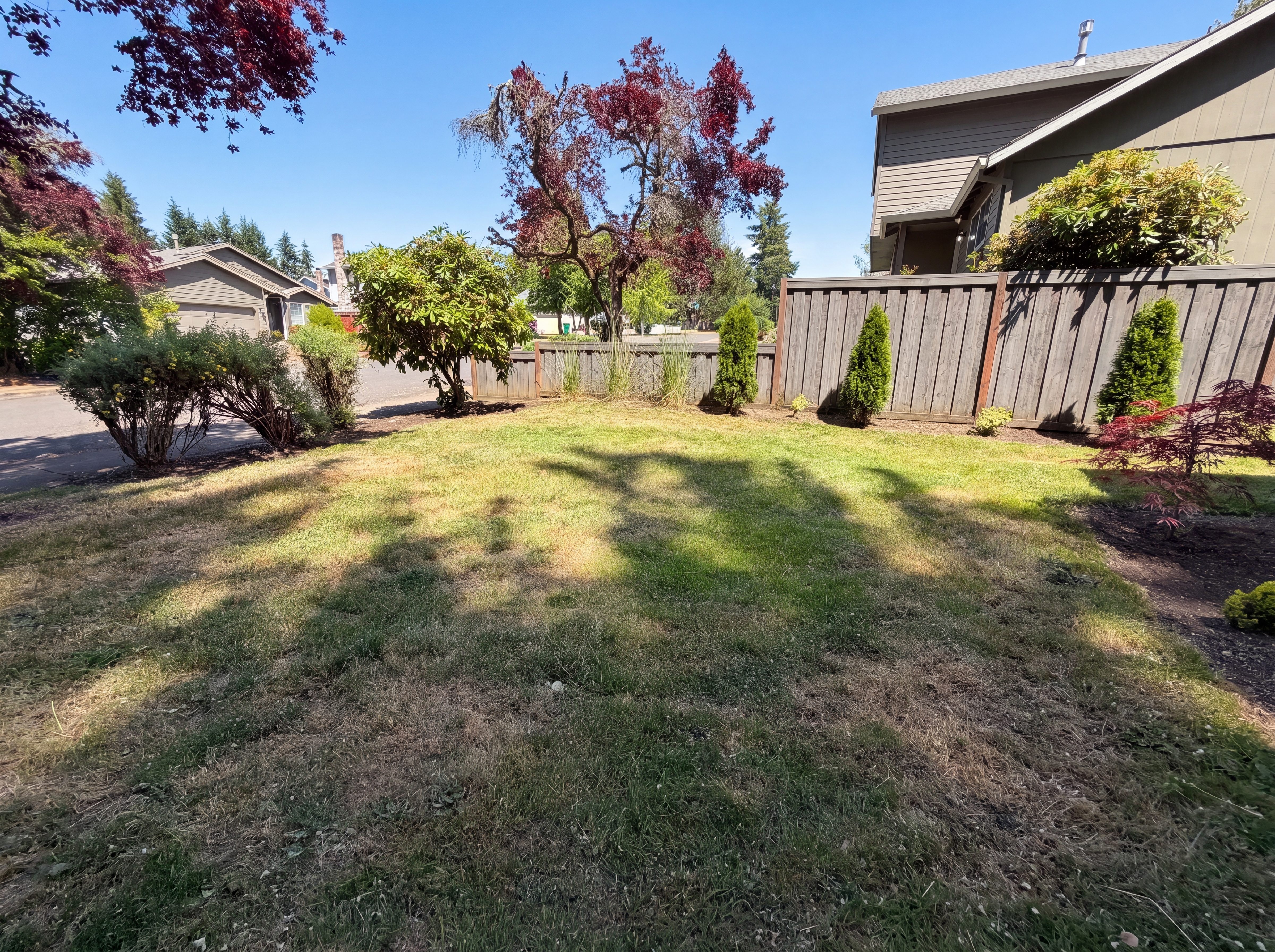 Photo 15 of 18 of 20860 SW Parker Ct, Beaverton, OR