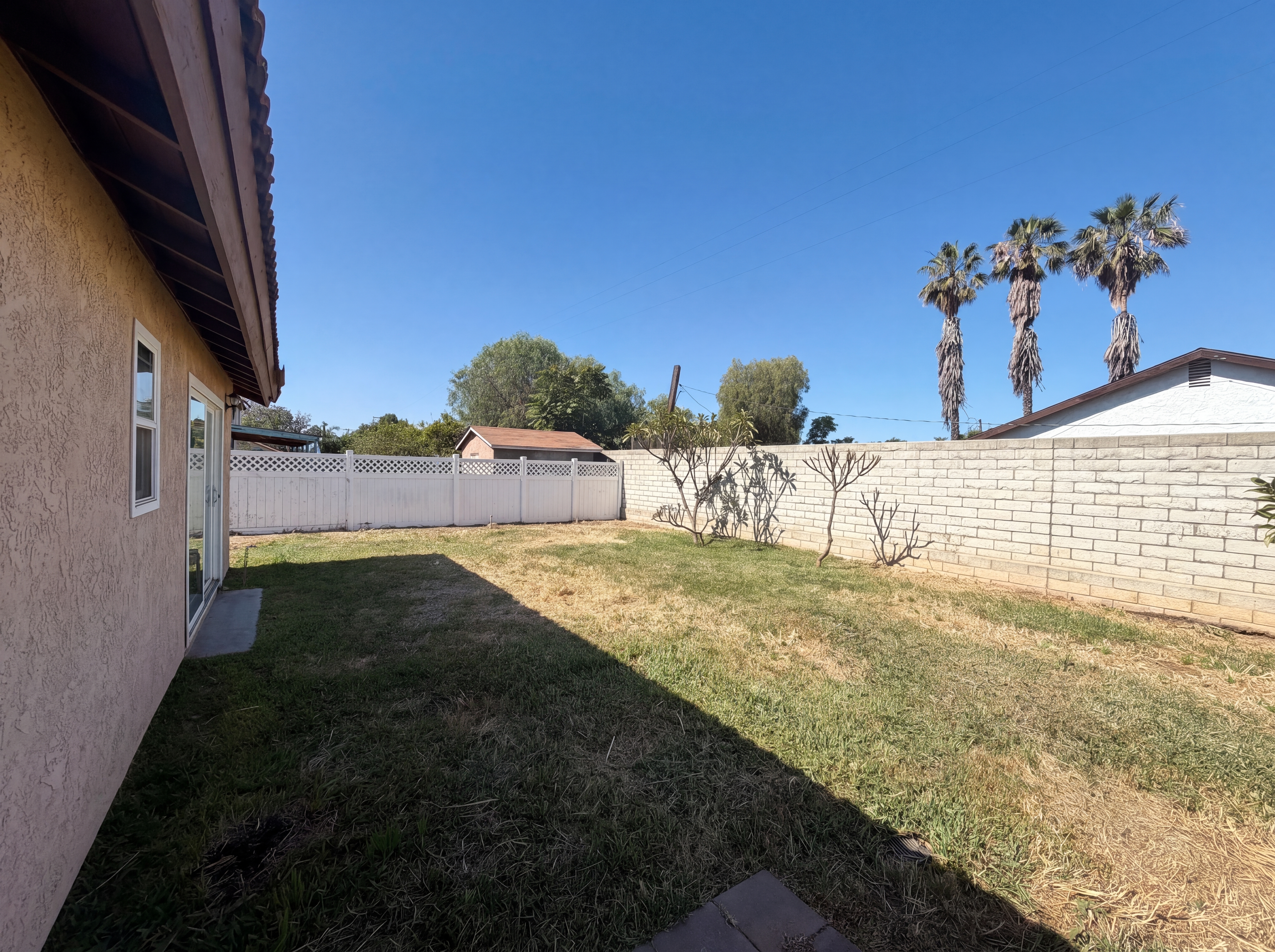 Photo 19 of 20 of 4365 Northcroft Rd, Jurupa Valley, CA