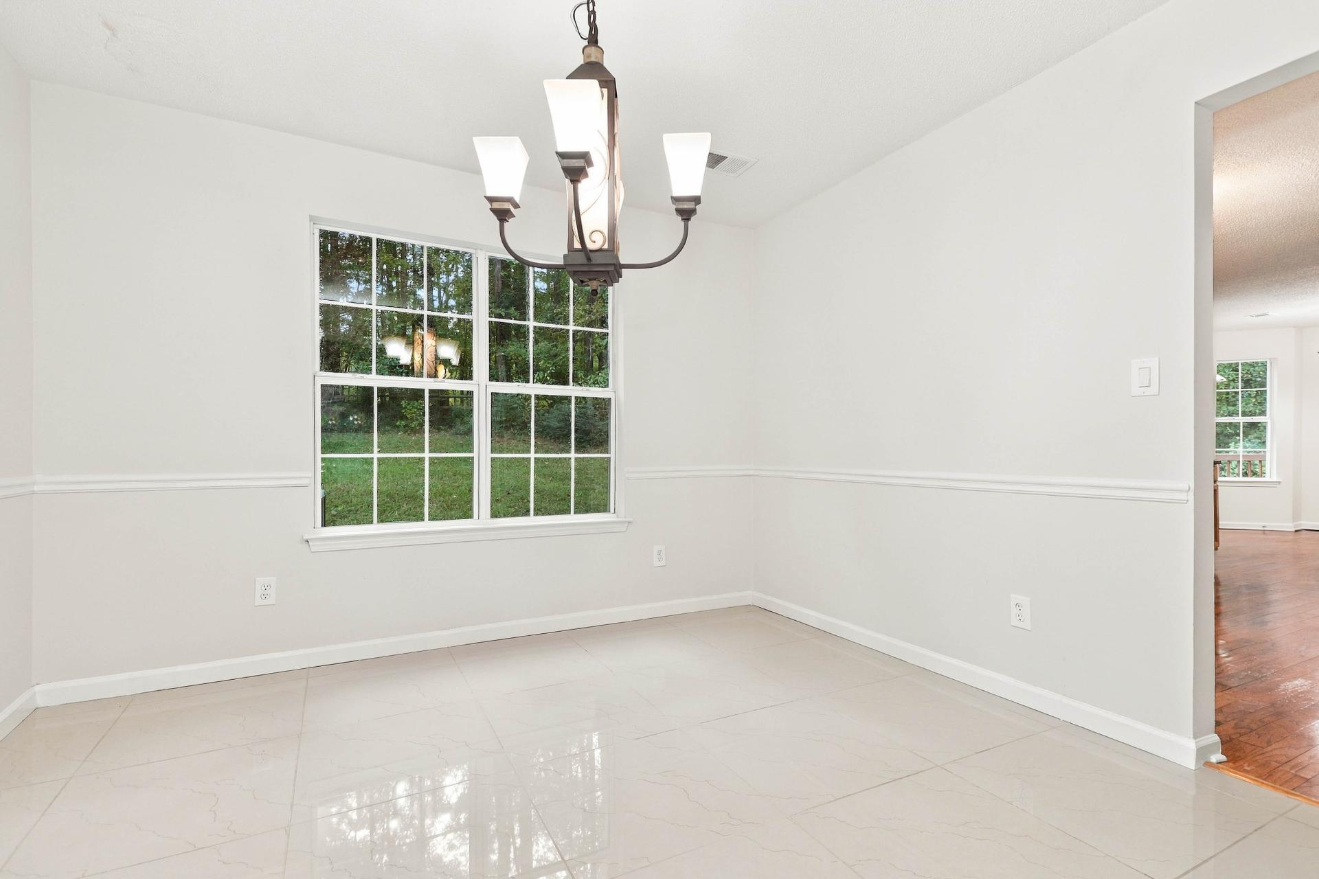 Photo 7 of 22 of 96 Ashtonbrook Dr, McDonough, GA