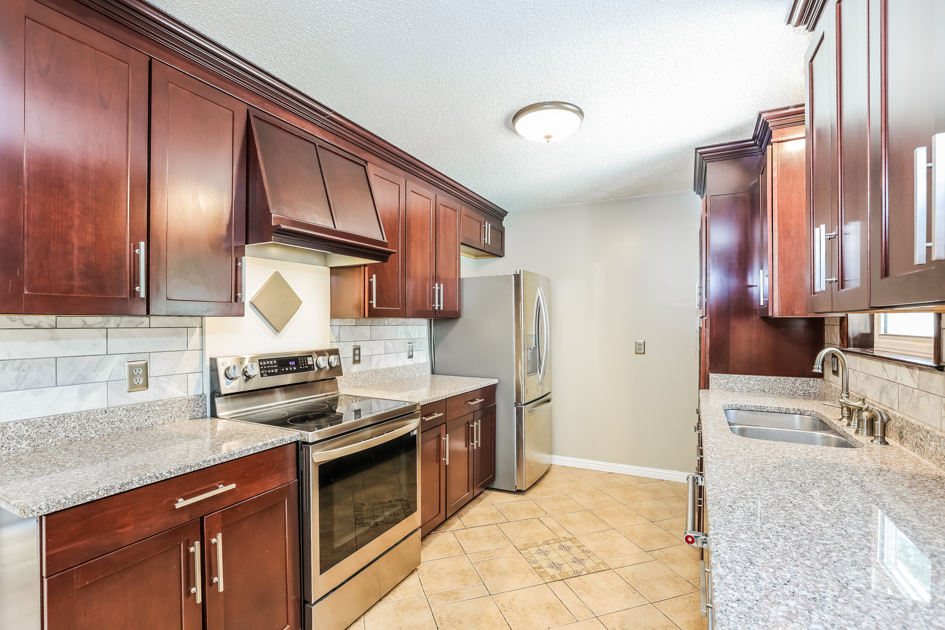 Photo 2 of 21 of 805 Ketch Ct, Hinesville, GA