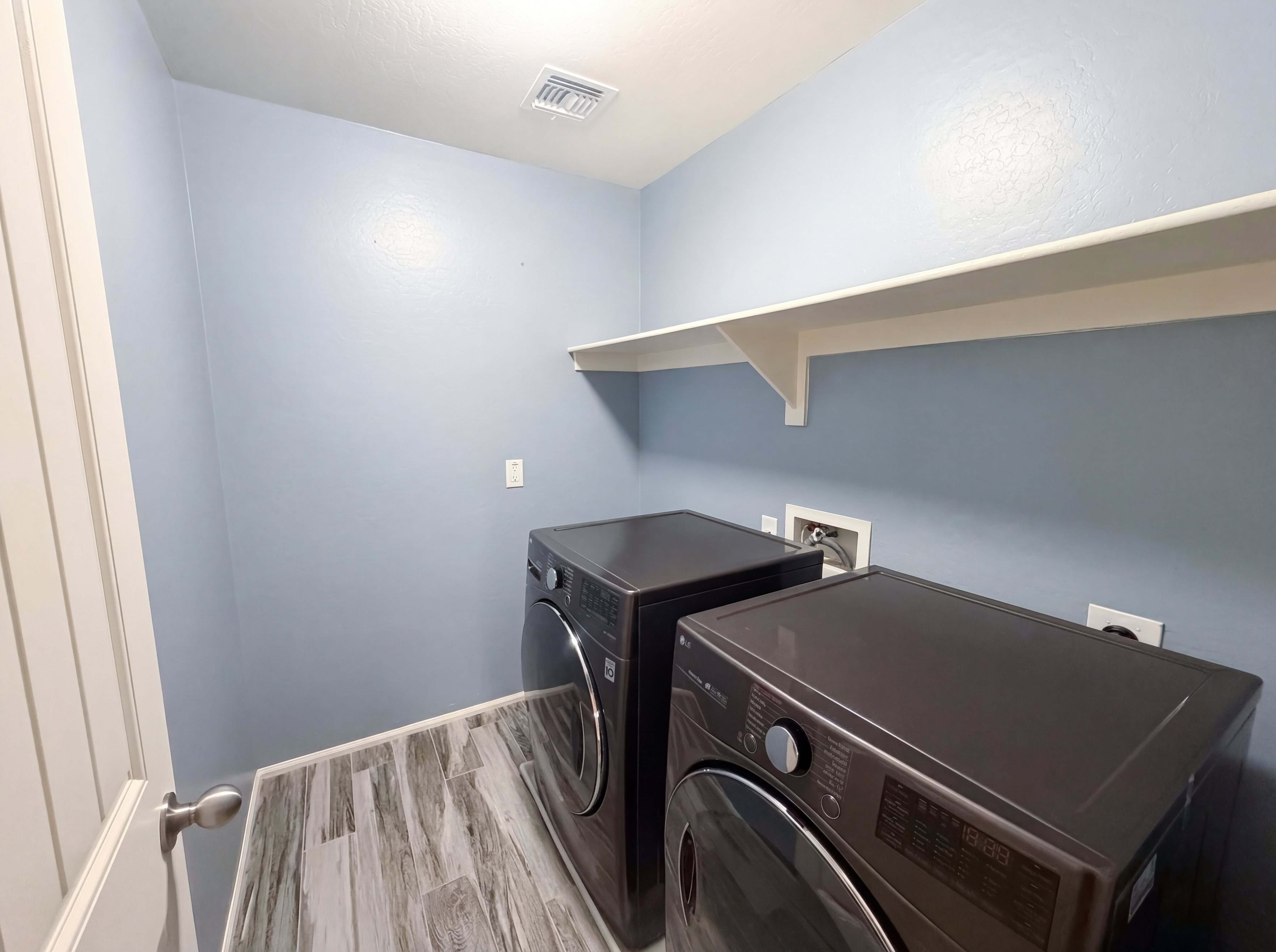 Photo 19 of 34 of 7763 W Pipestone Pl, Phoenix, AZ
