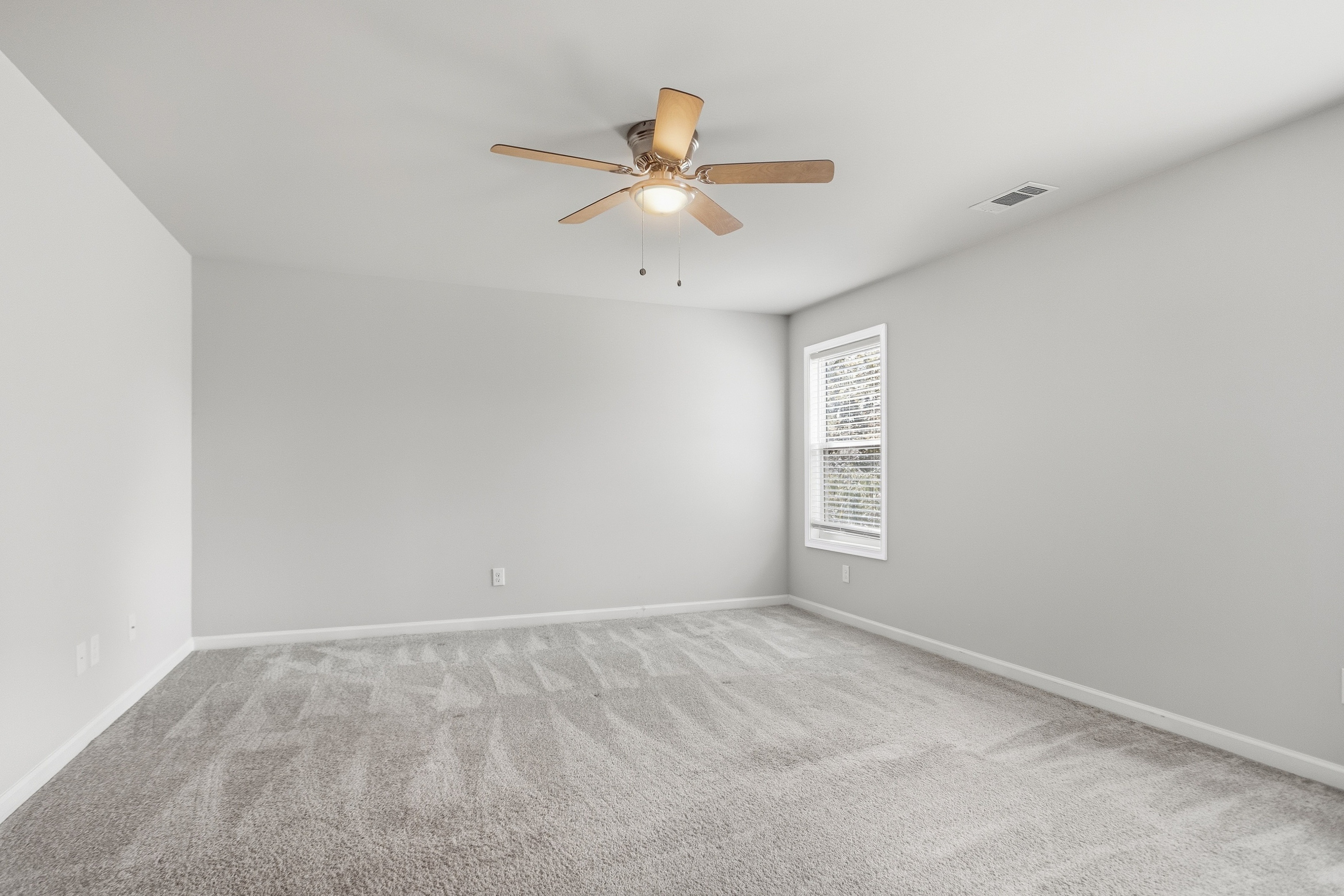 Photo 41 of 67 of 2878 Oak Springs Dr, Statham, GA