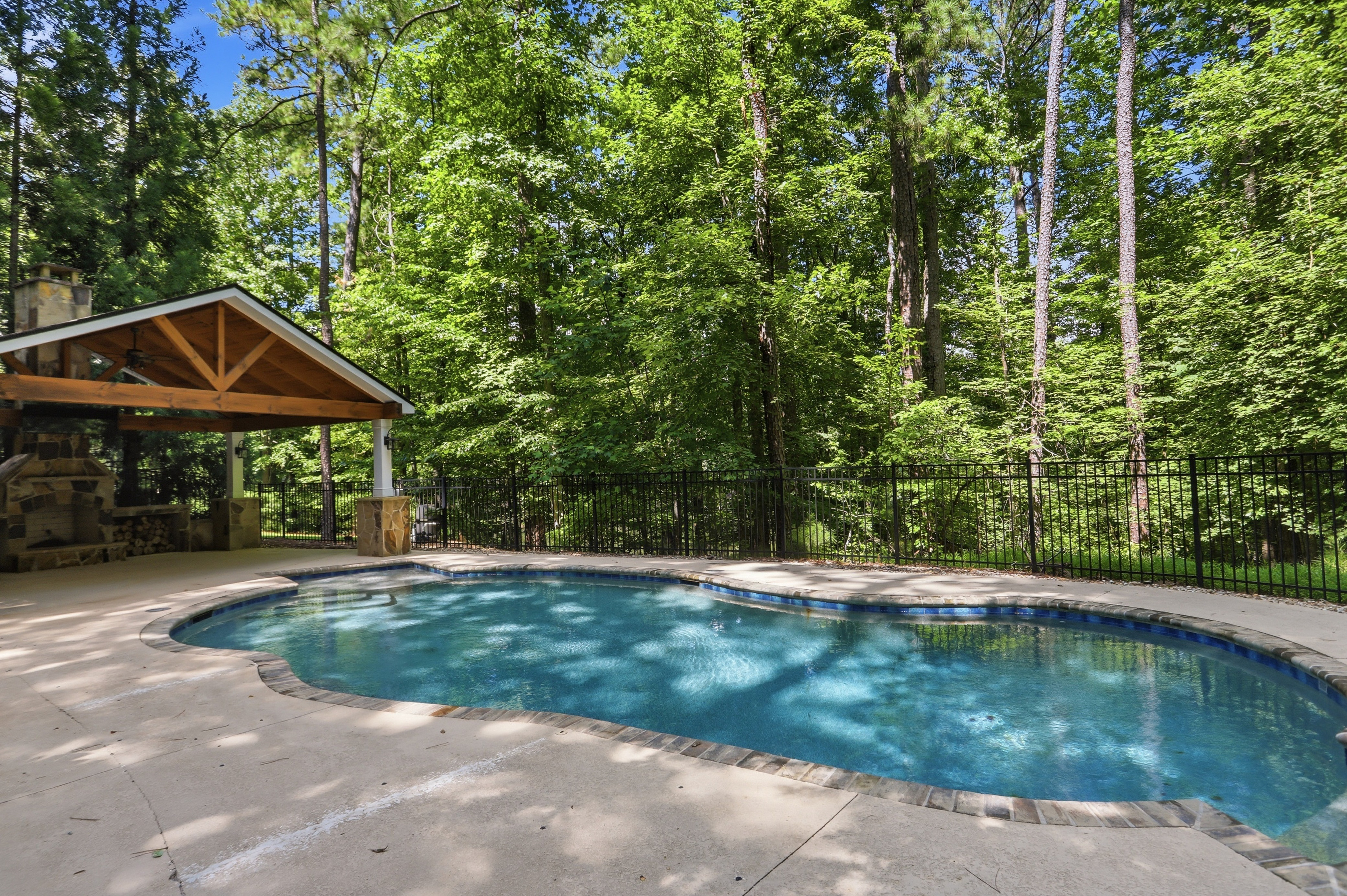 Photo 114 of 126 of 108 Waters Edge Dr, Woodstock, GA