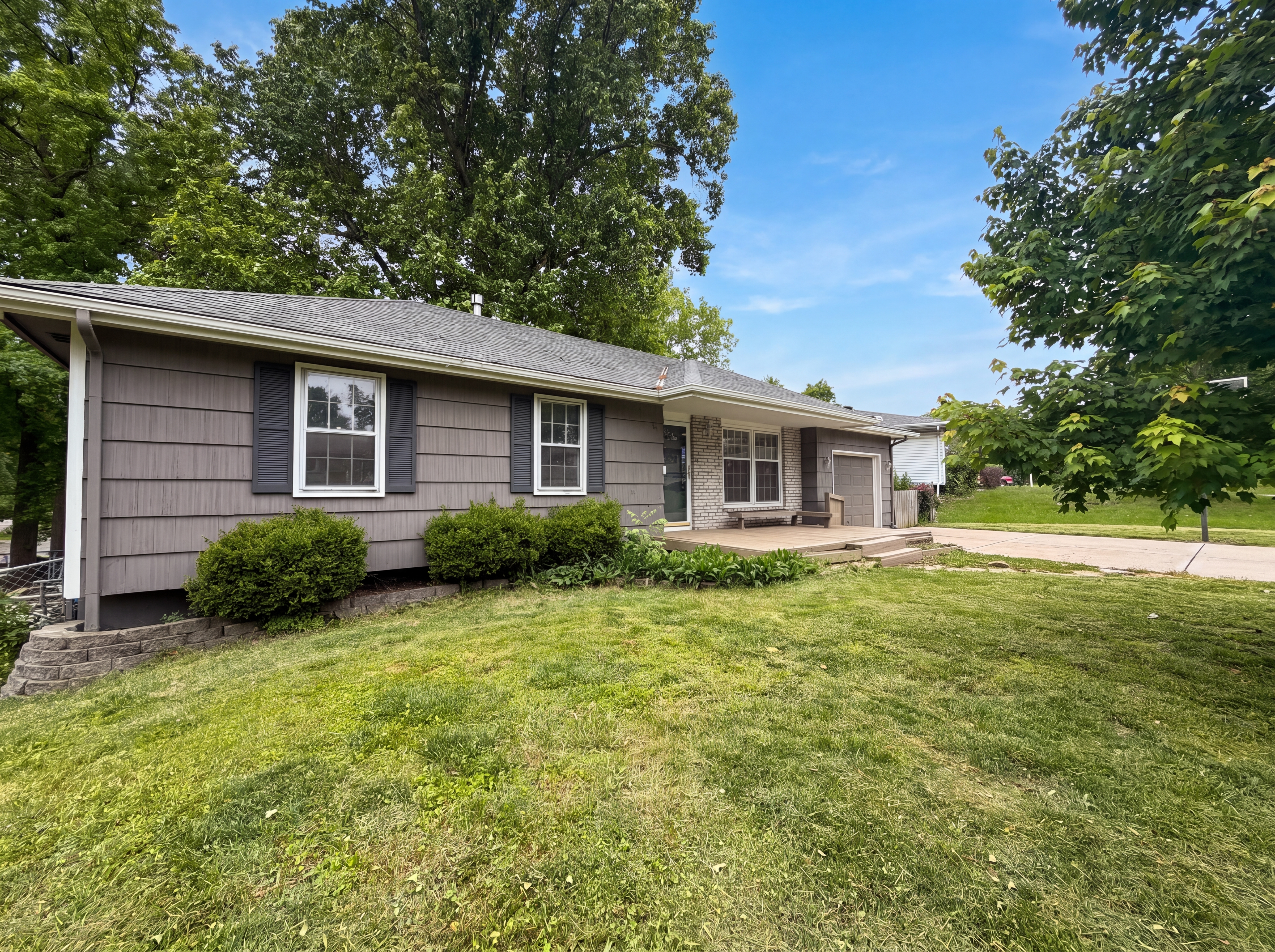 Photo 16 of 18 of 3107 NE 65th Ter, Kansas City, MO