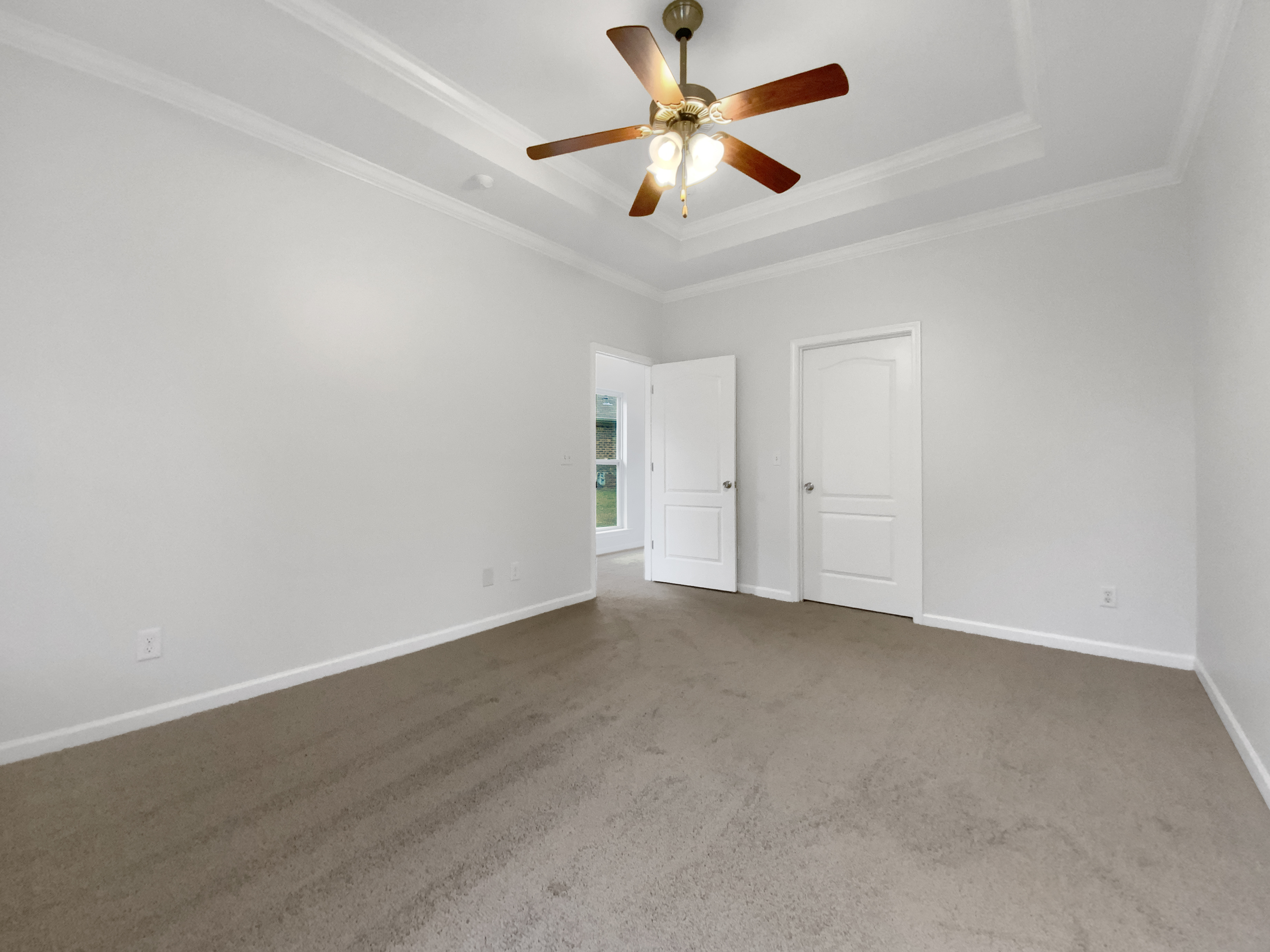 Photo 14 of 19 of 4555 Rosser Loop Dr, Bessemer, AL