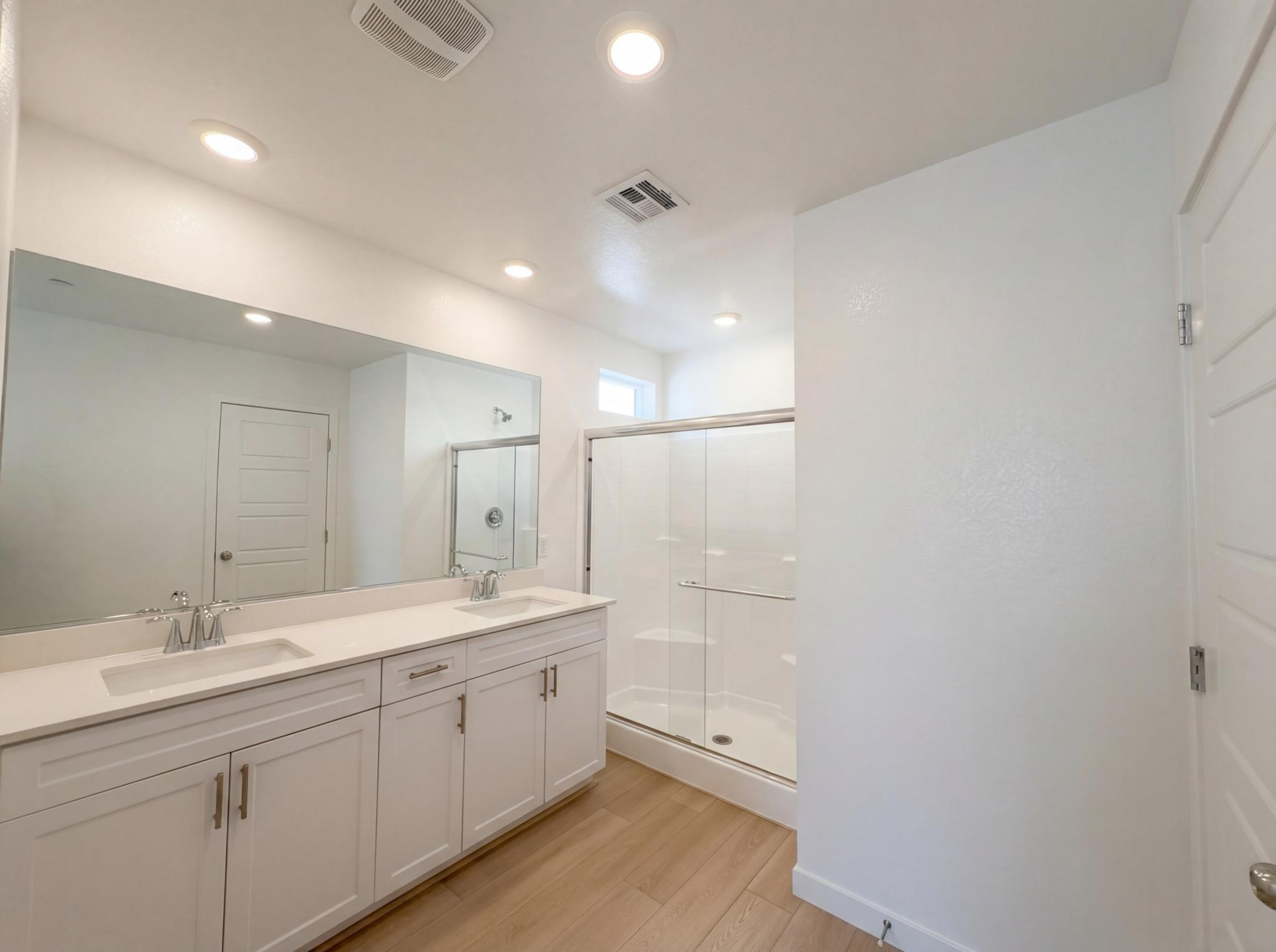 Photo 11 of 15 of 4242 Vivenda St, Las Vegas, NV