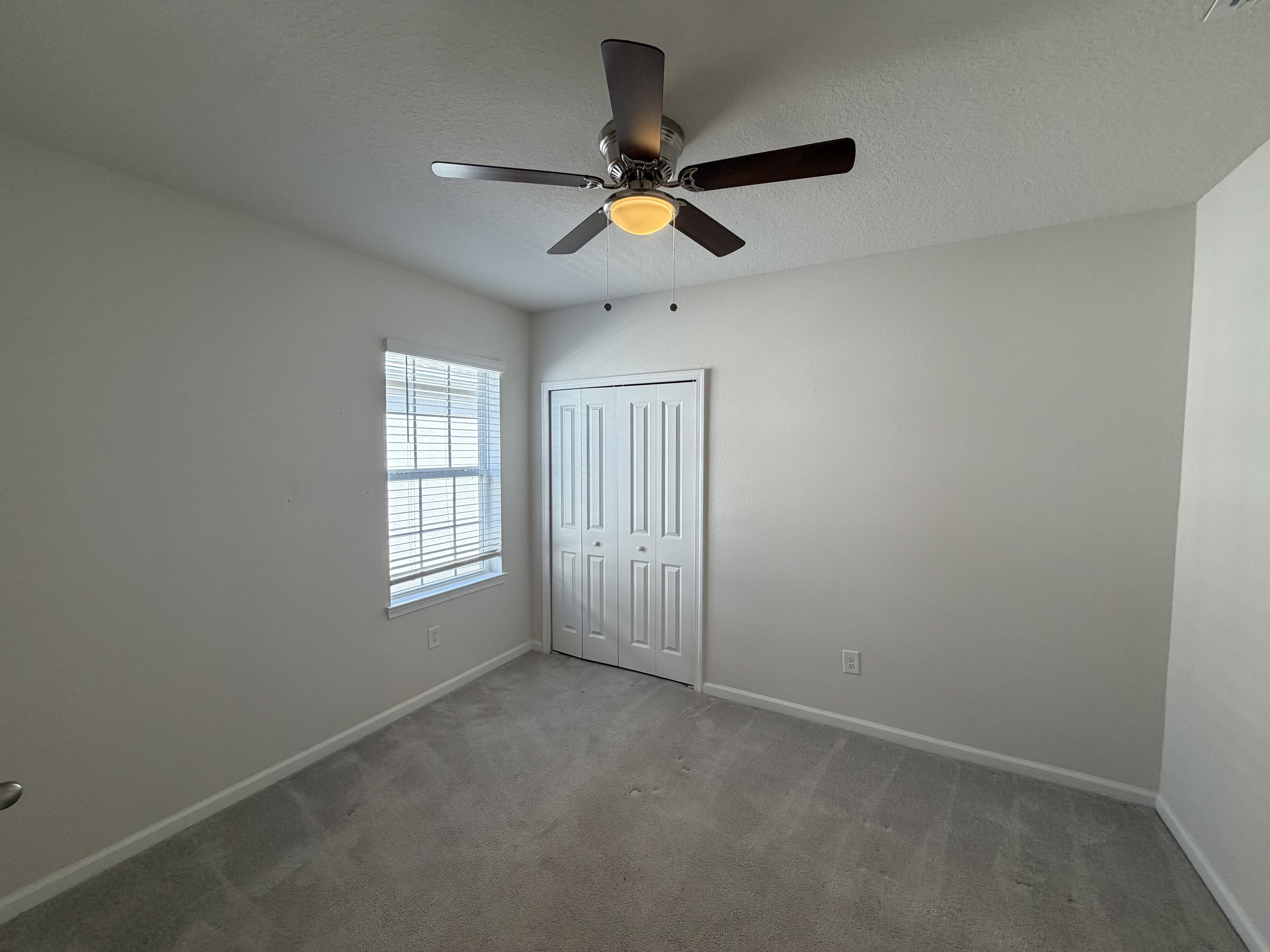 Photo 14 of 32 of 17917 Turning Leaf Cir, Land O Lakes, FL