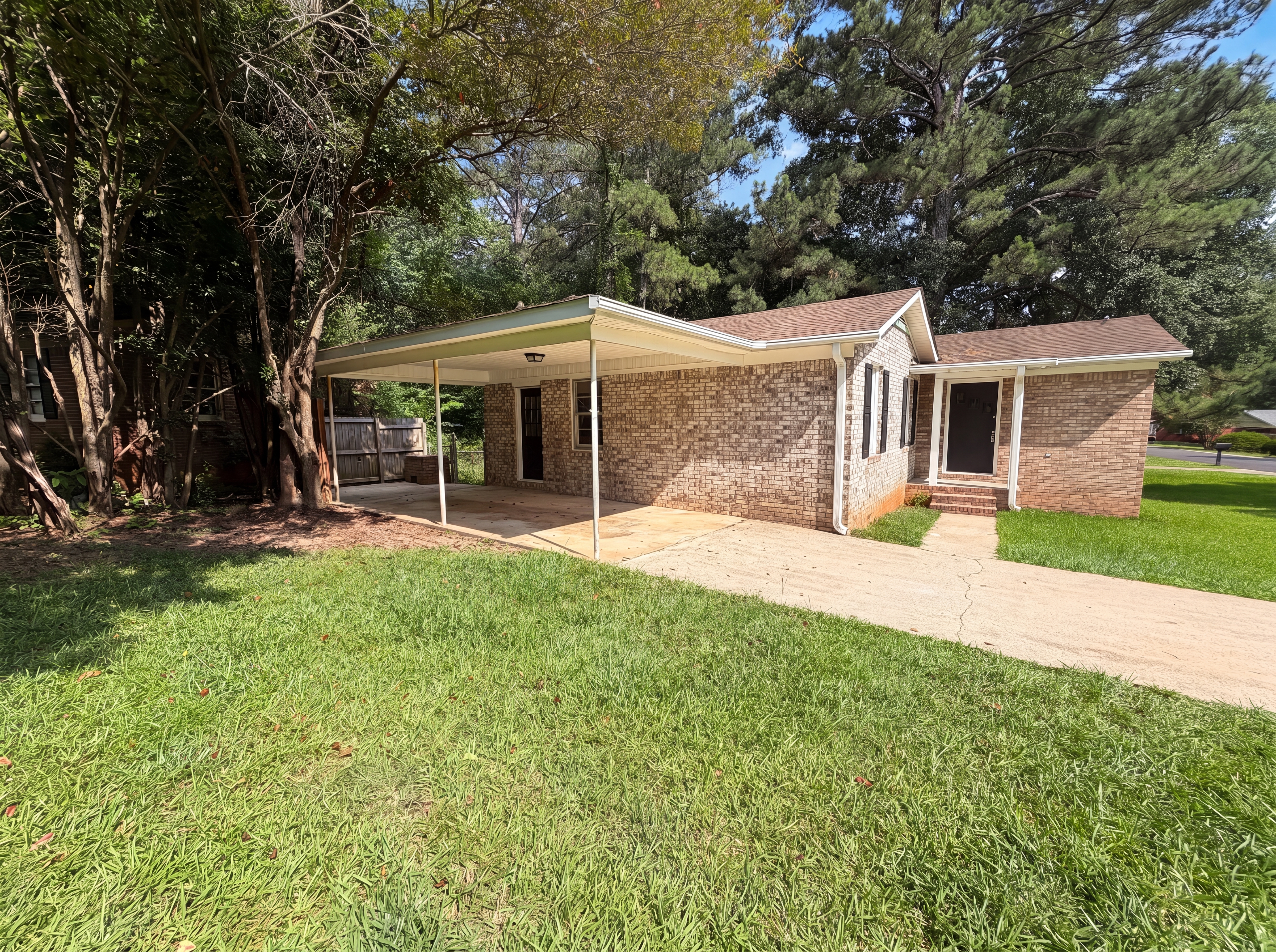 Photo 21 of 23 of 1328 Baffin Bay Rd, Columbia, SC