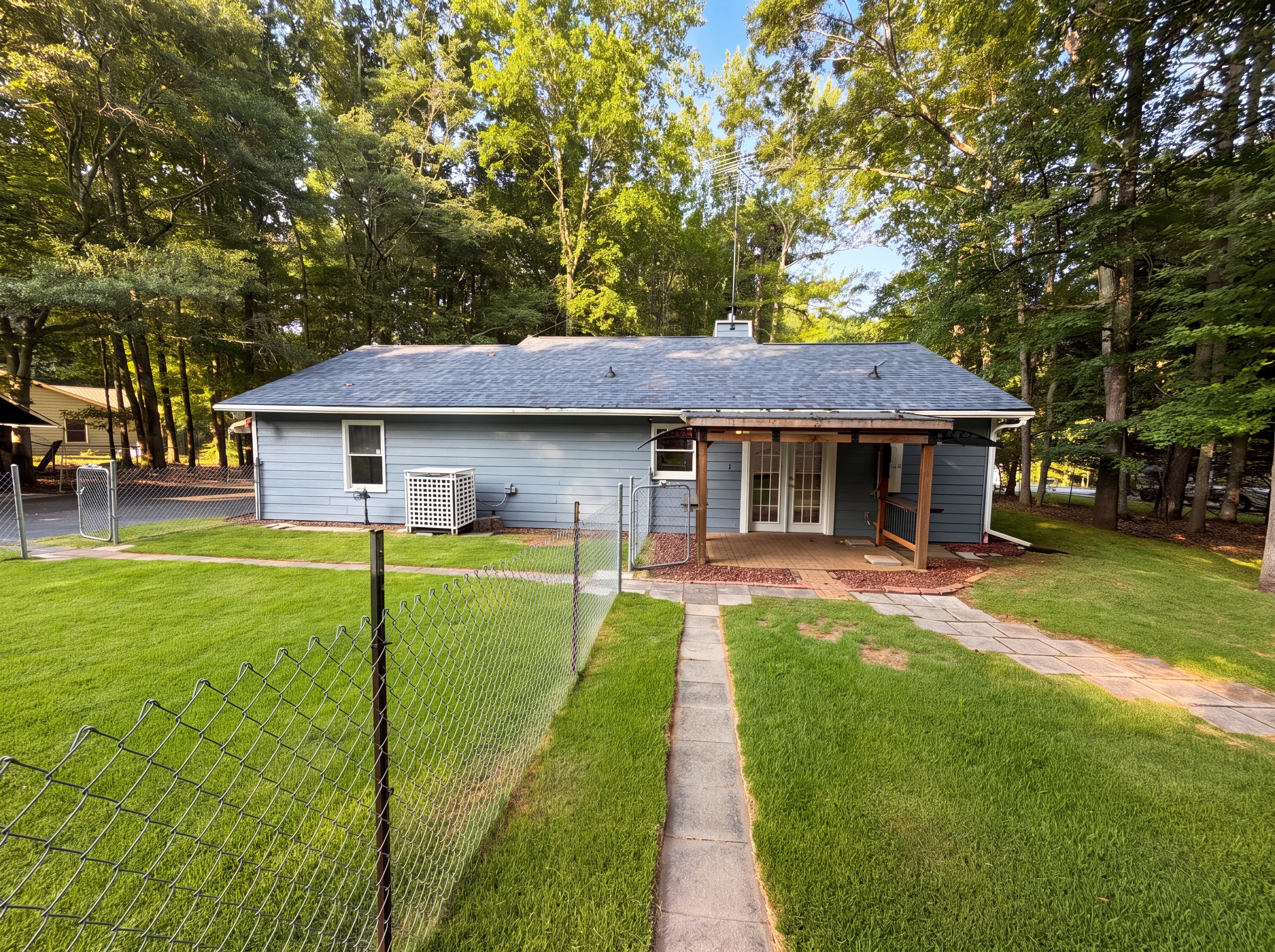 Photo 5 of 21 of 282 Bell Wood Rd, Jefferson, GA