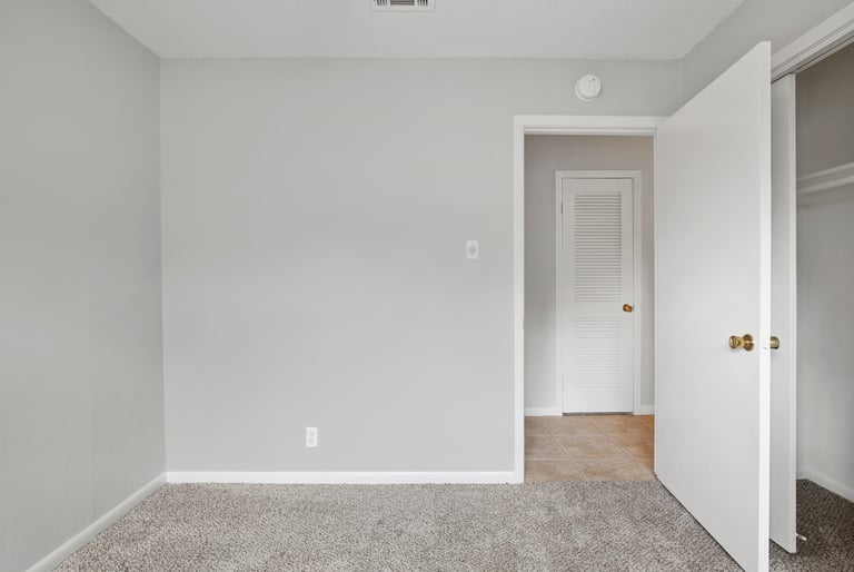 Photo 18 of 24 - 2145 Shady Grove Dr, Bedford, TX 76021