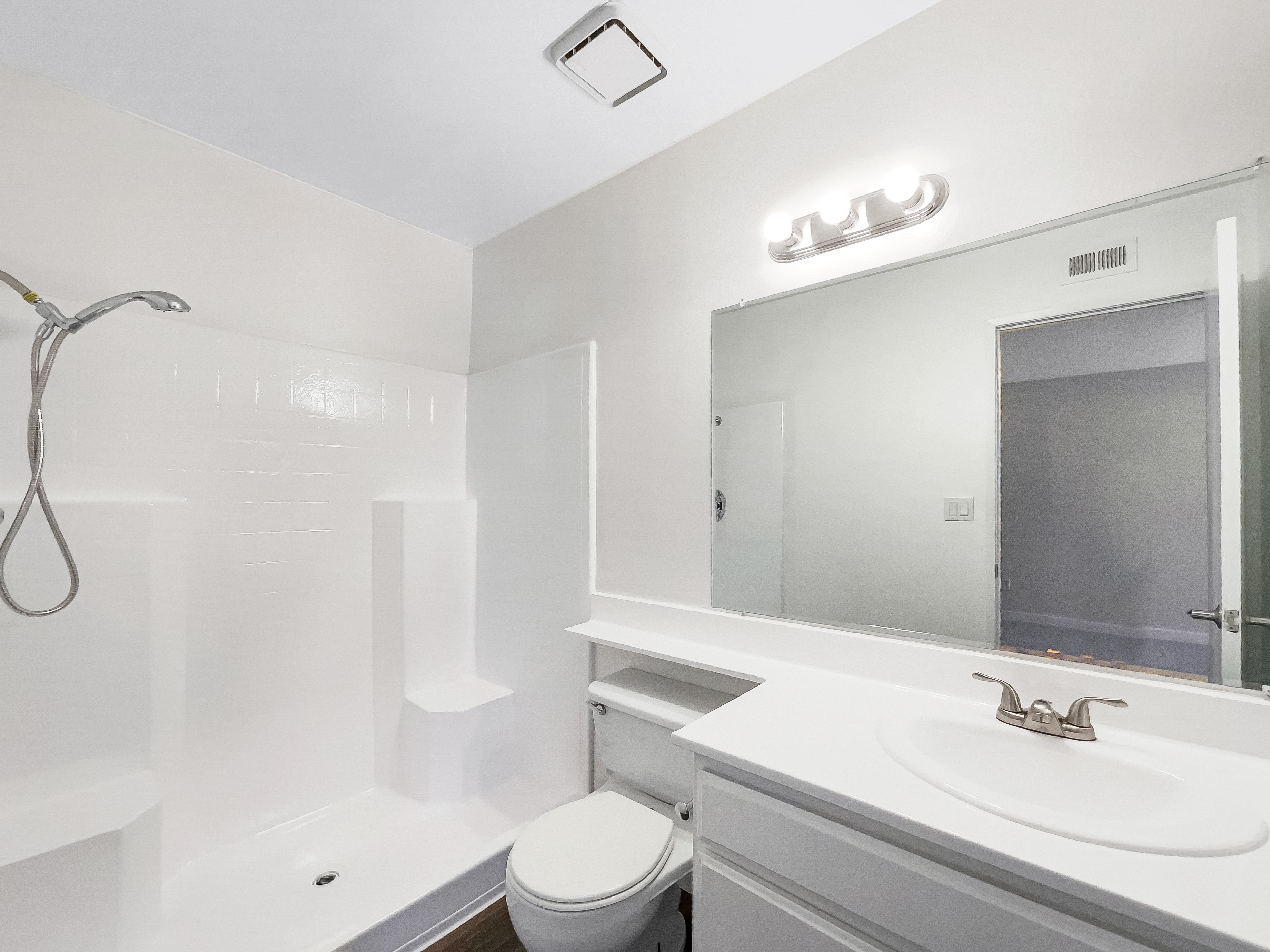 Photo 8 of 23 of 25922 Palomita Dr, Santa Clarita, CA