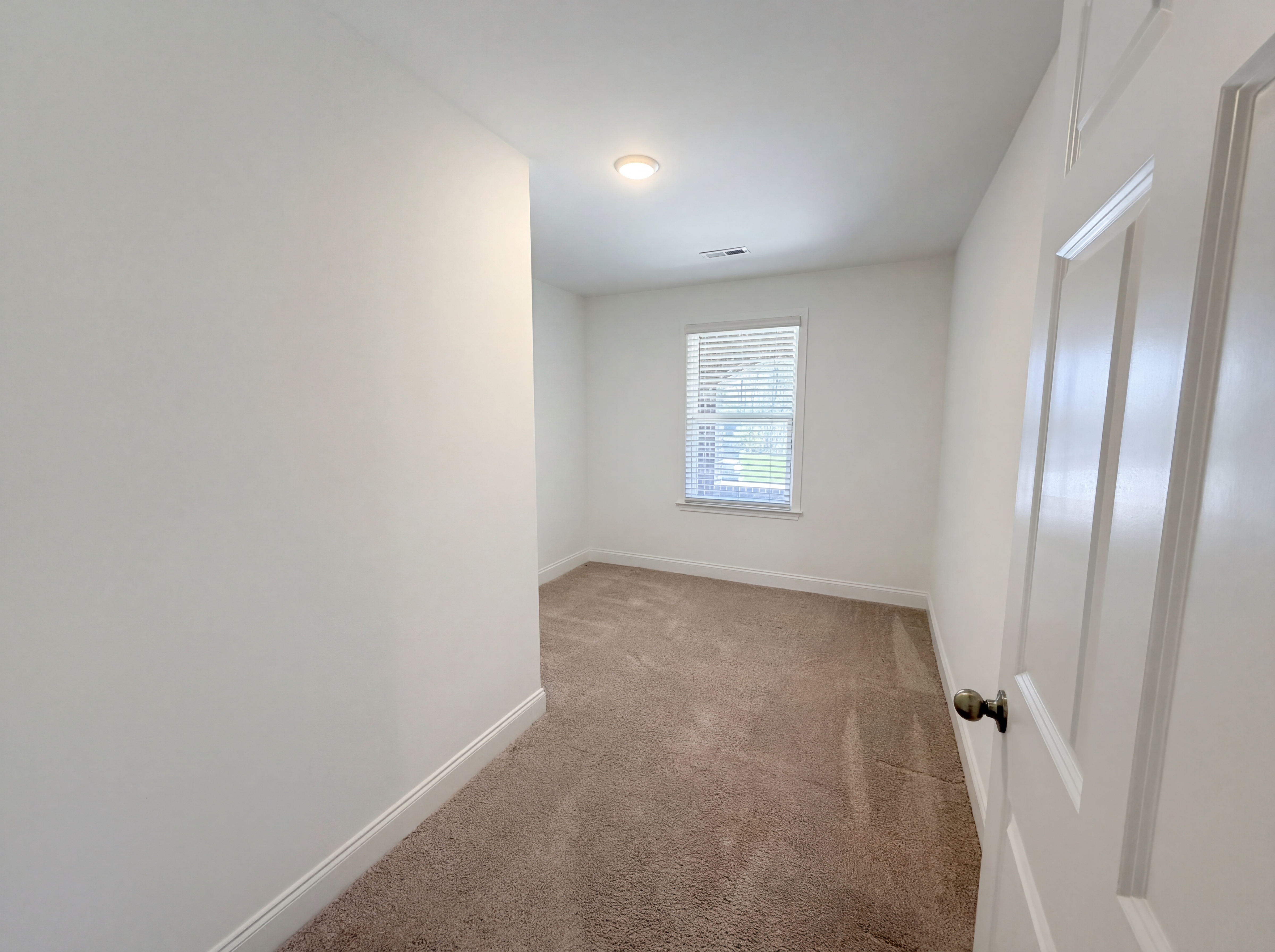 Photo 32 of 44 of 2714 Green Ash Ln, Knoxville, TN