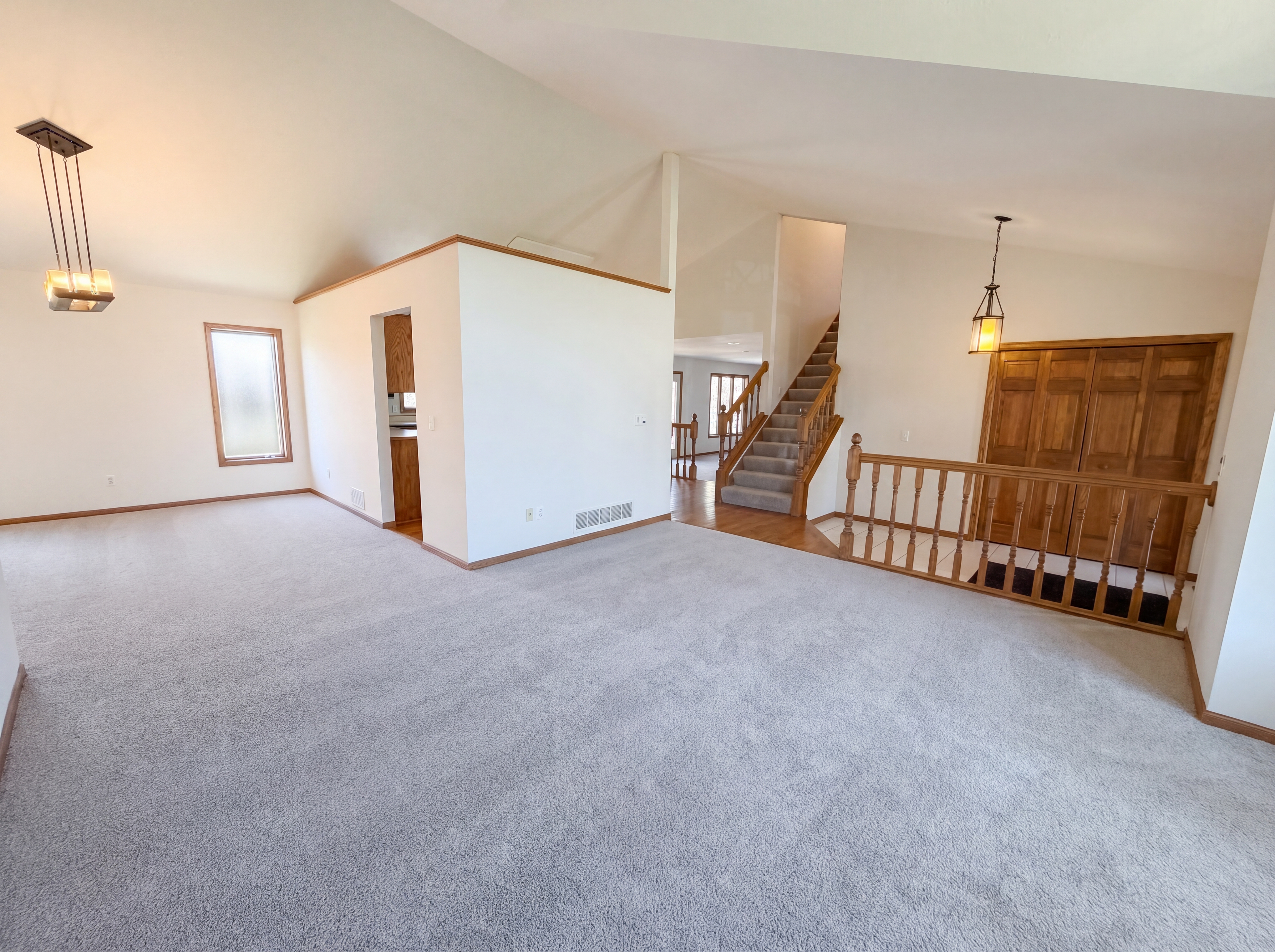 Photo 9 of 38 of 8433 Upland Ln N, Maple Grove, MN