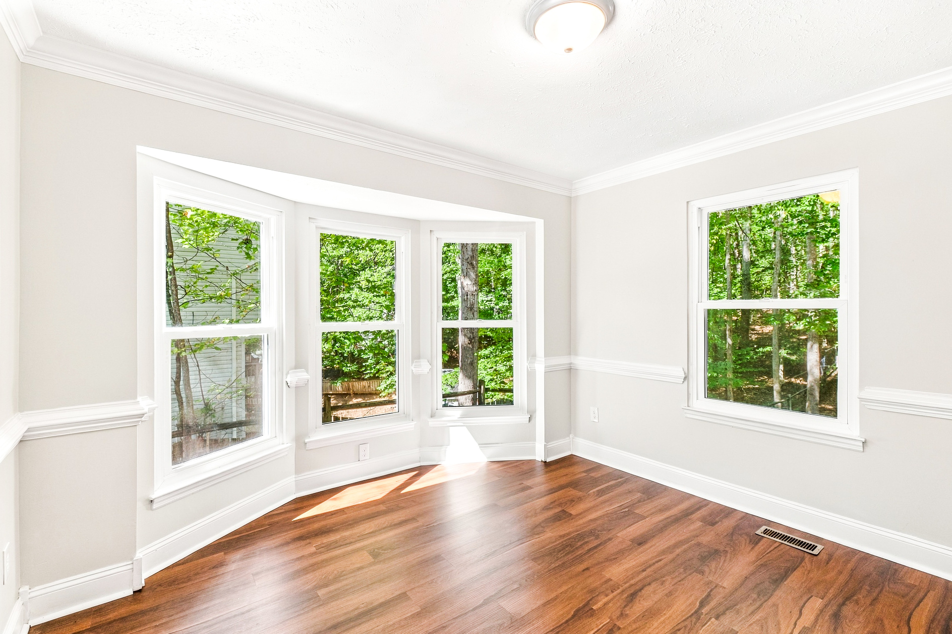 Photo 13 of 30 of 3004 Lusitania Dr, Stafford, VA
