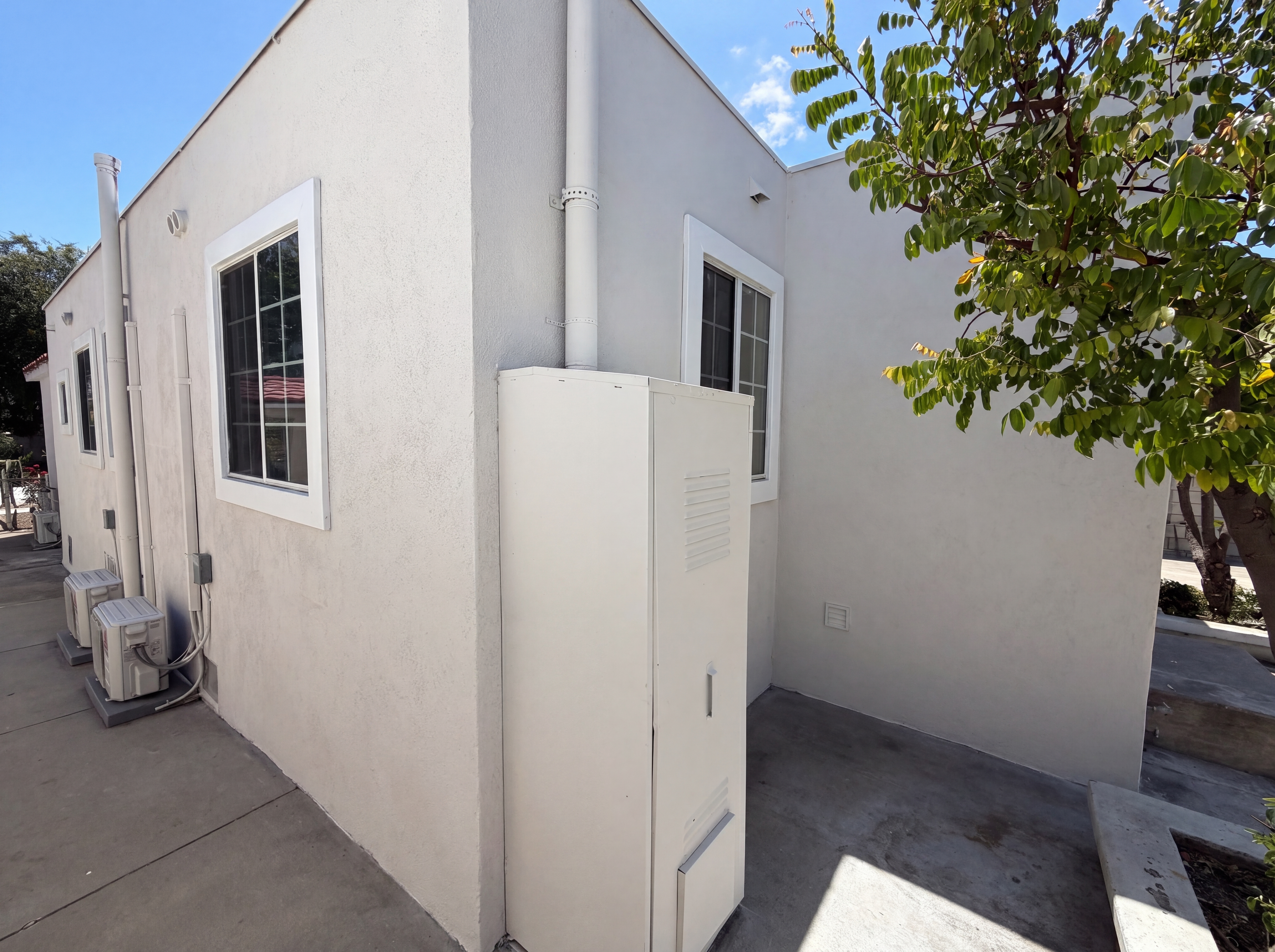 Photo 22 of 31 of 817 S 9th St, Alhambra, CA