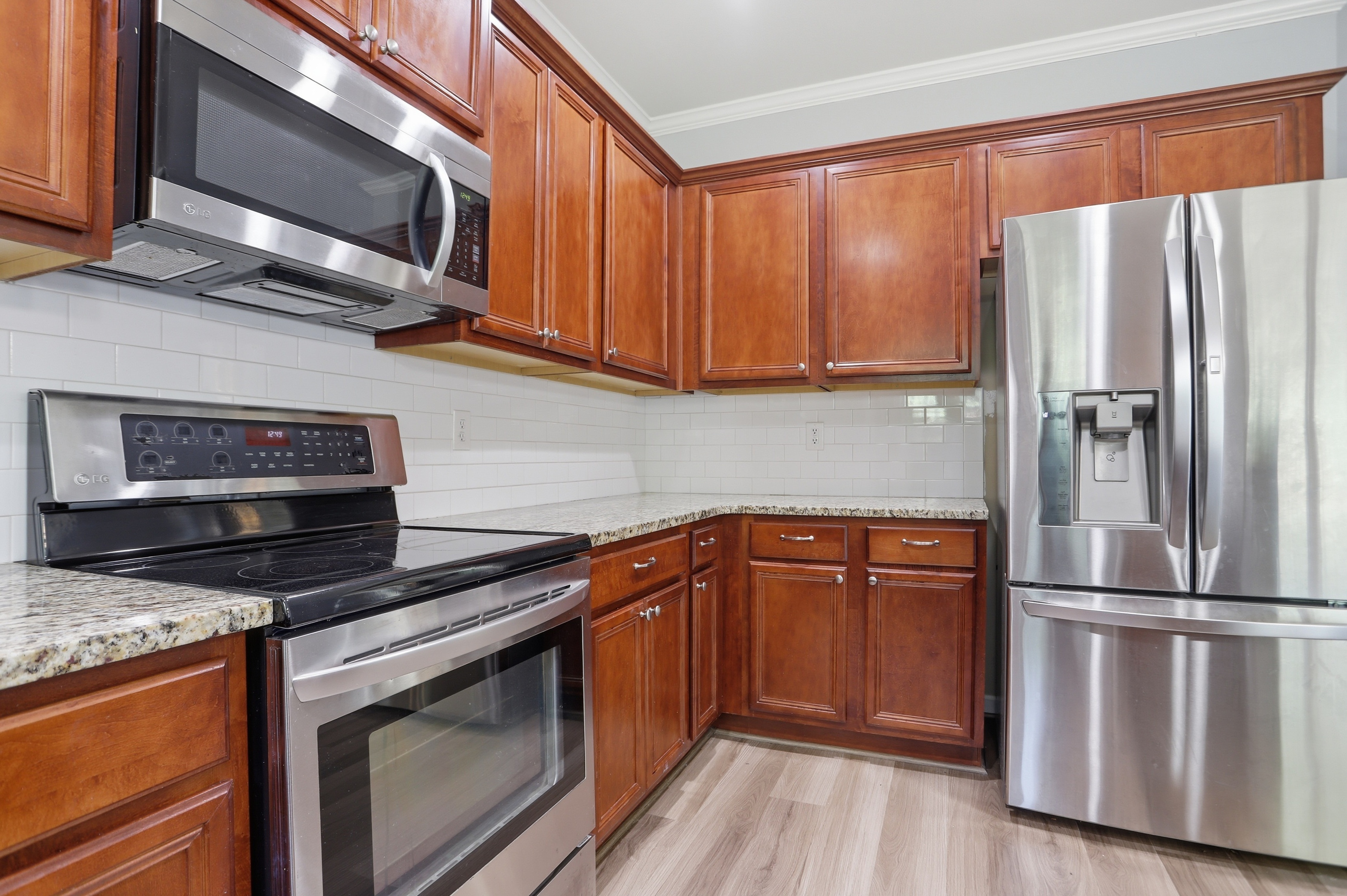 Photo 13 of 35 of 9518 Rushmore Cir, Braselton, GA