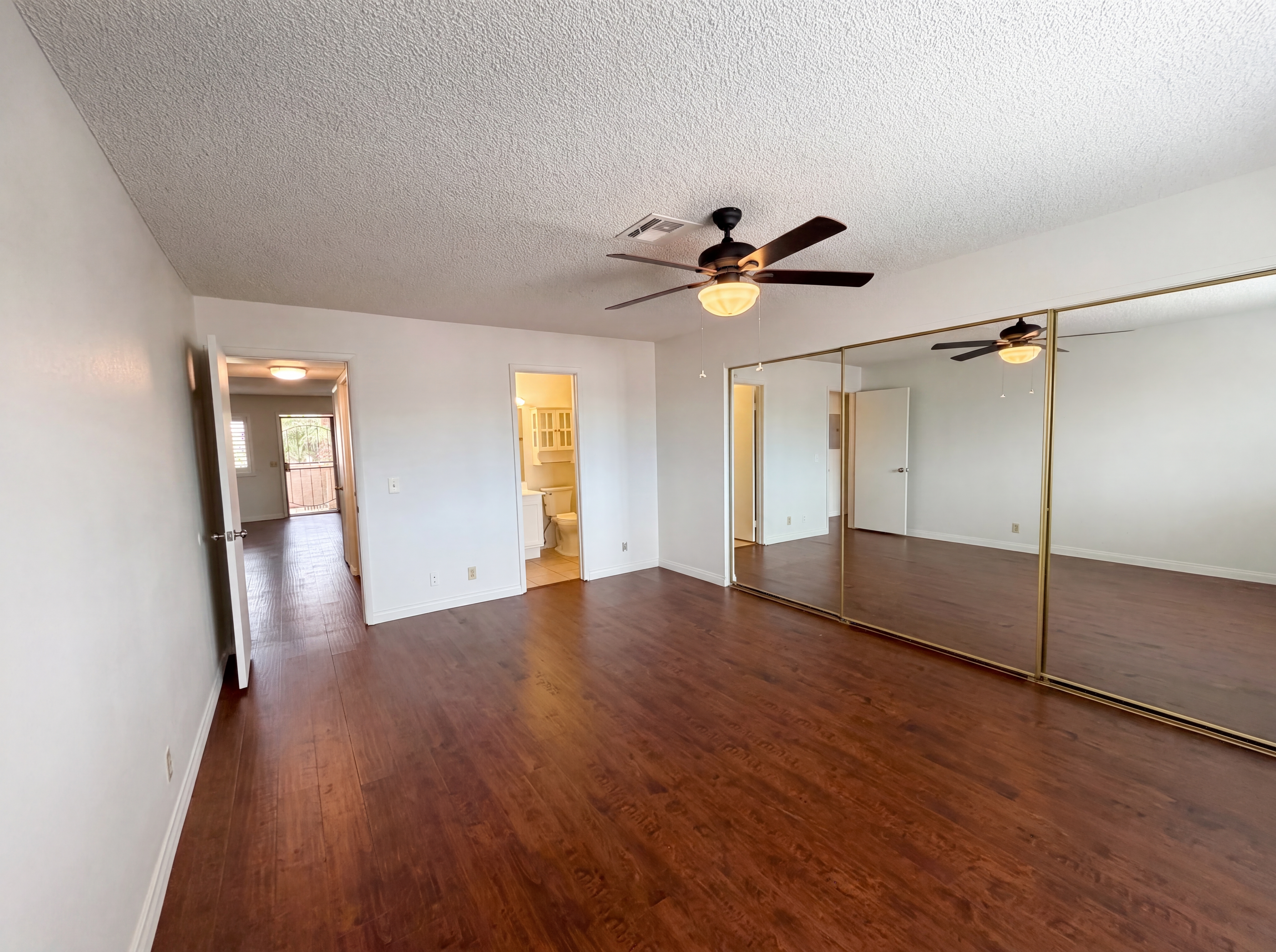 Photo 9 of 47 of 1325 Keifer Ln, Las Vegas, NV