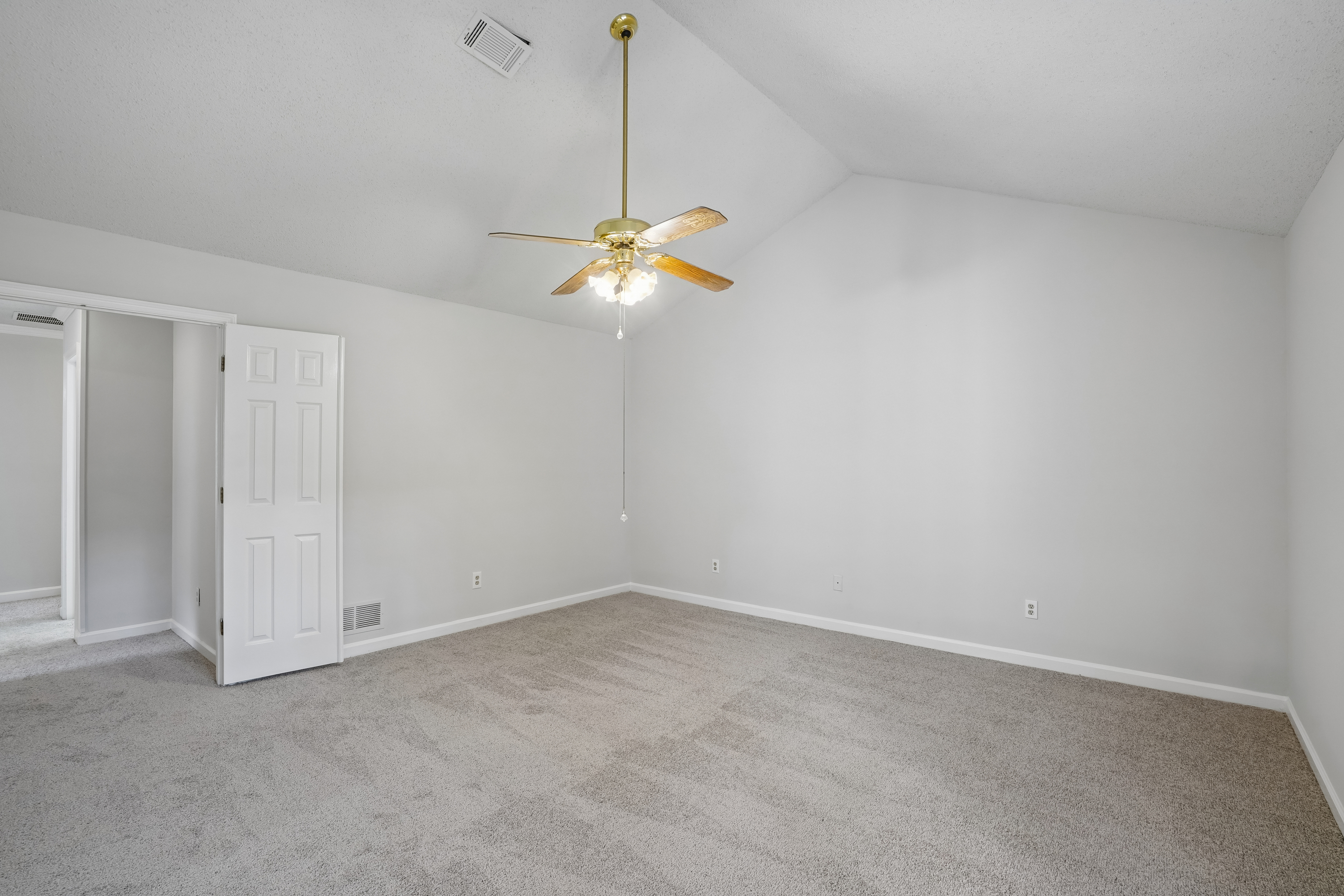Photo 32 of 34 of 1254 Wynford Colony SW, Marietta, GA