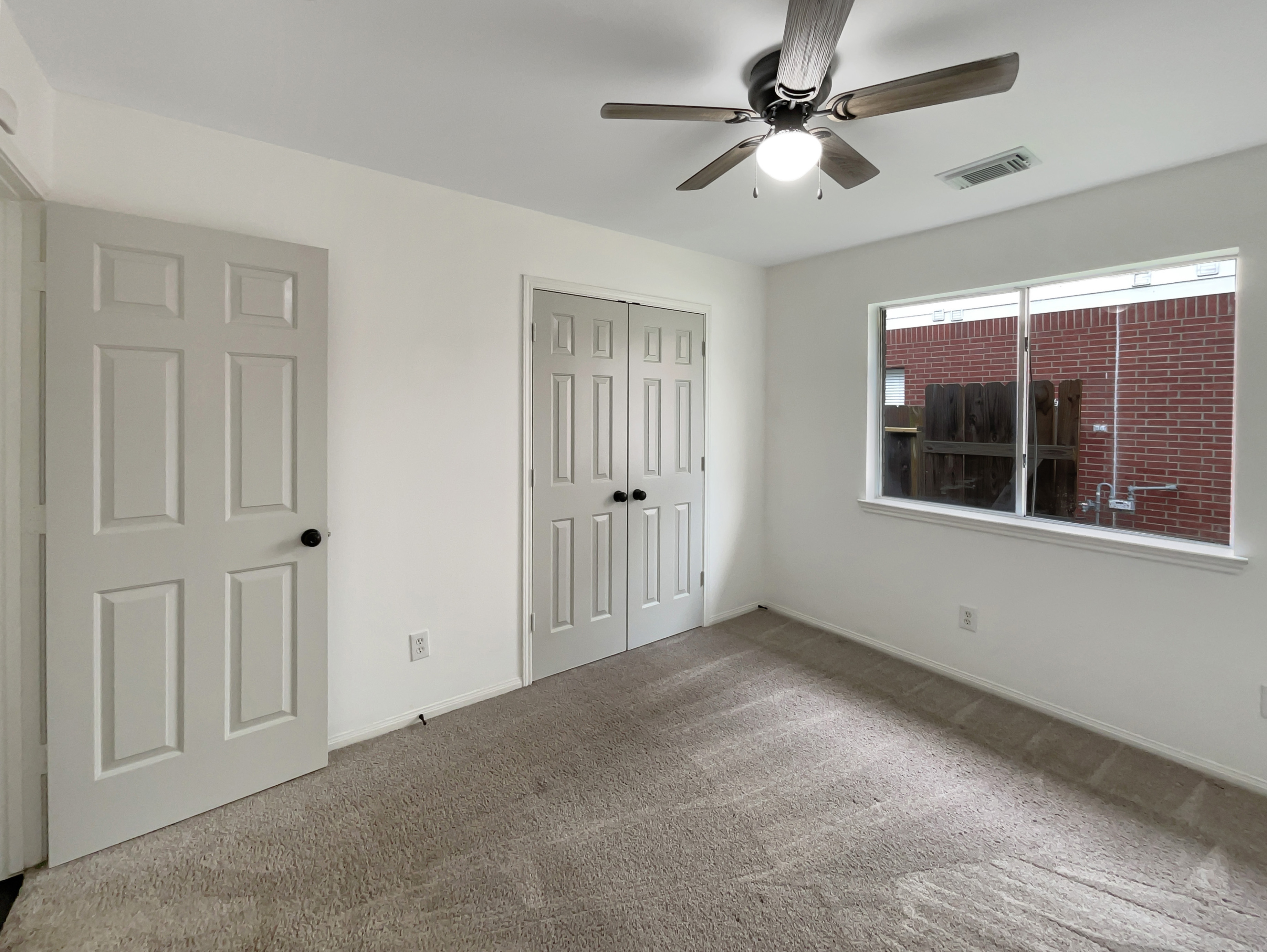 Photo 18 of 19 of 4326 Eaglewood Trail Dr, Fresno, TX