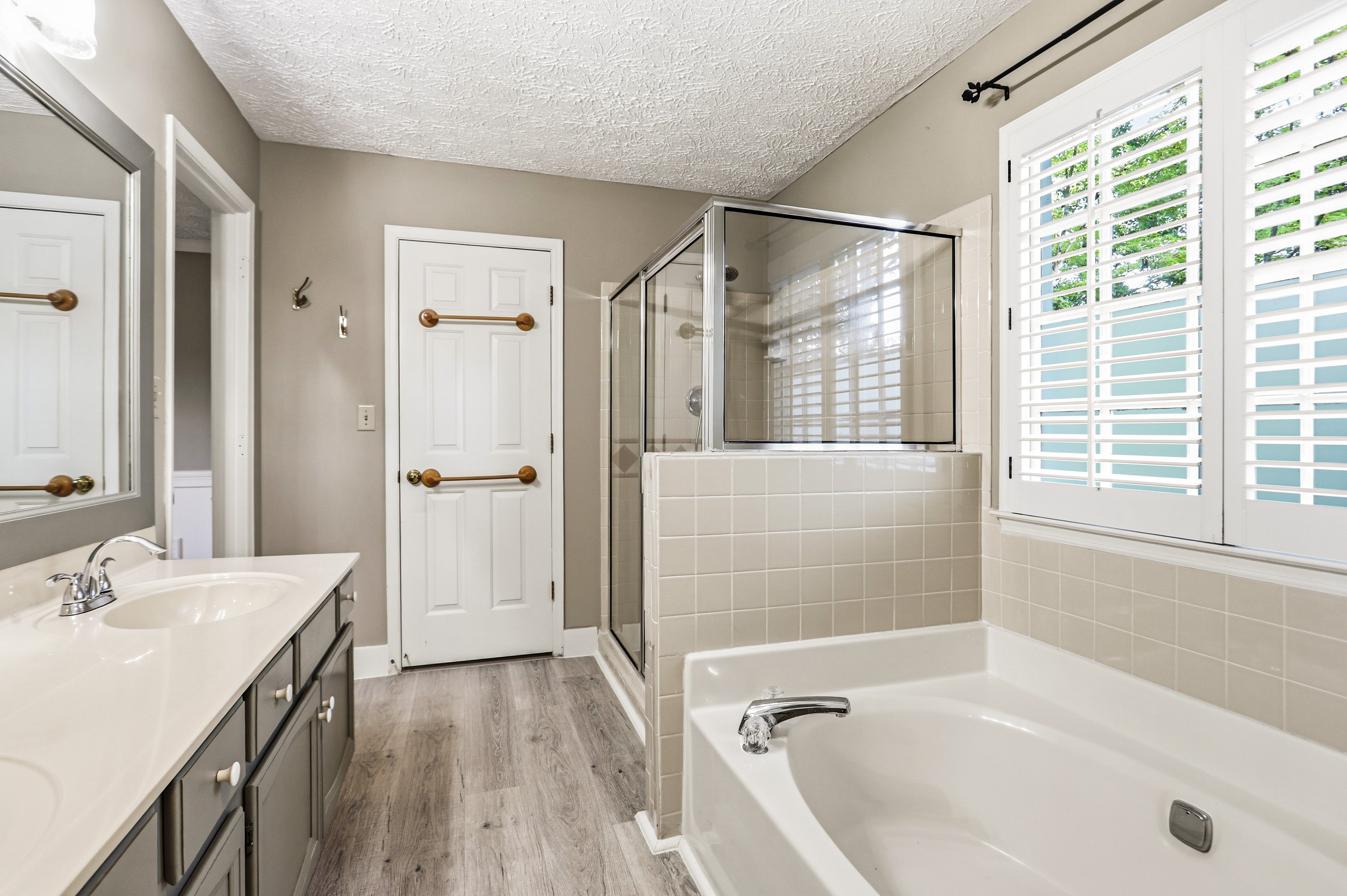 Photo 31 of 56 of 2696 S Arbor Dr, Marietta, GA