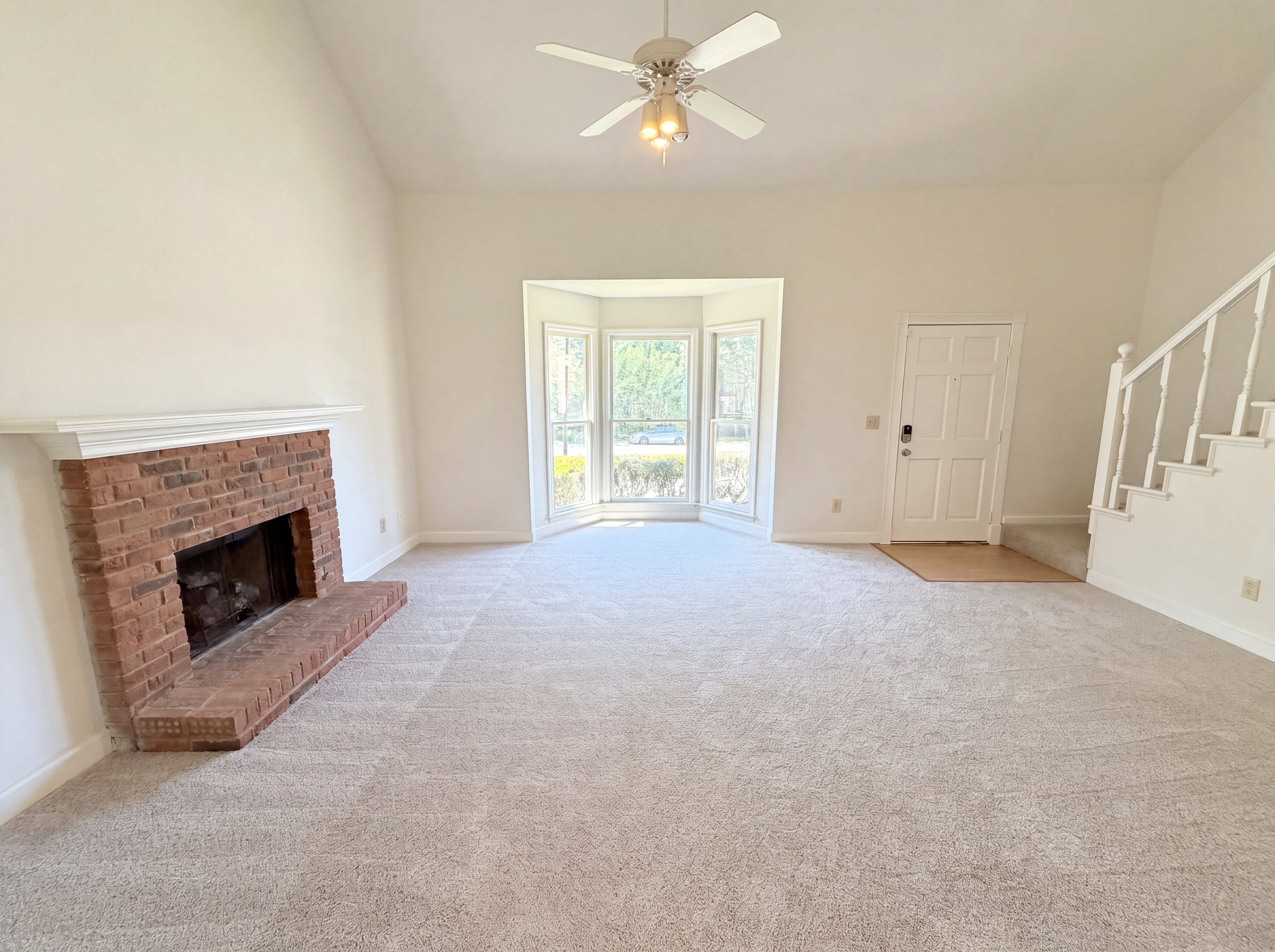 Photo 10 of 26 of 1150 Magnolia Way SE, Smyrna, GA