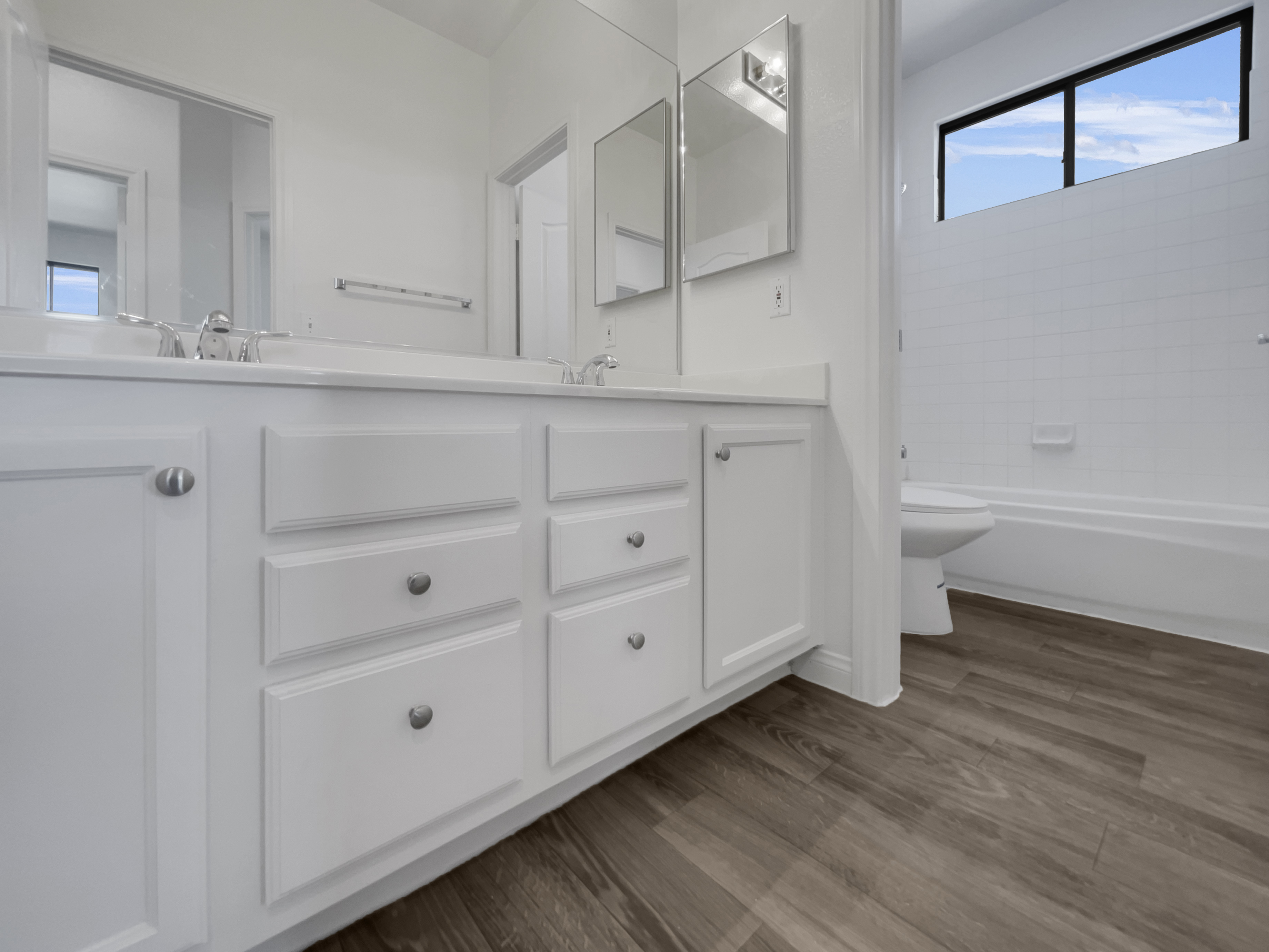 Photo 8 of 24 of 9047 Dolomite Ct, Las Vegas, NV