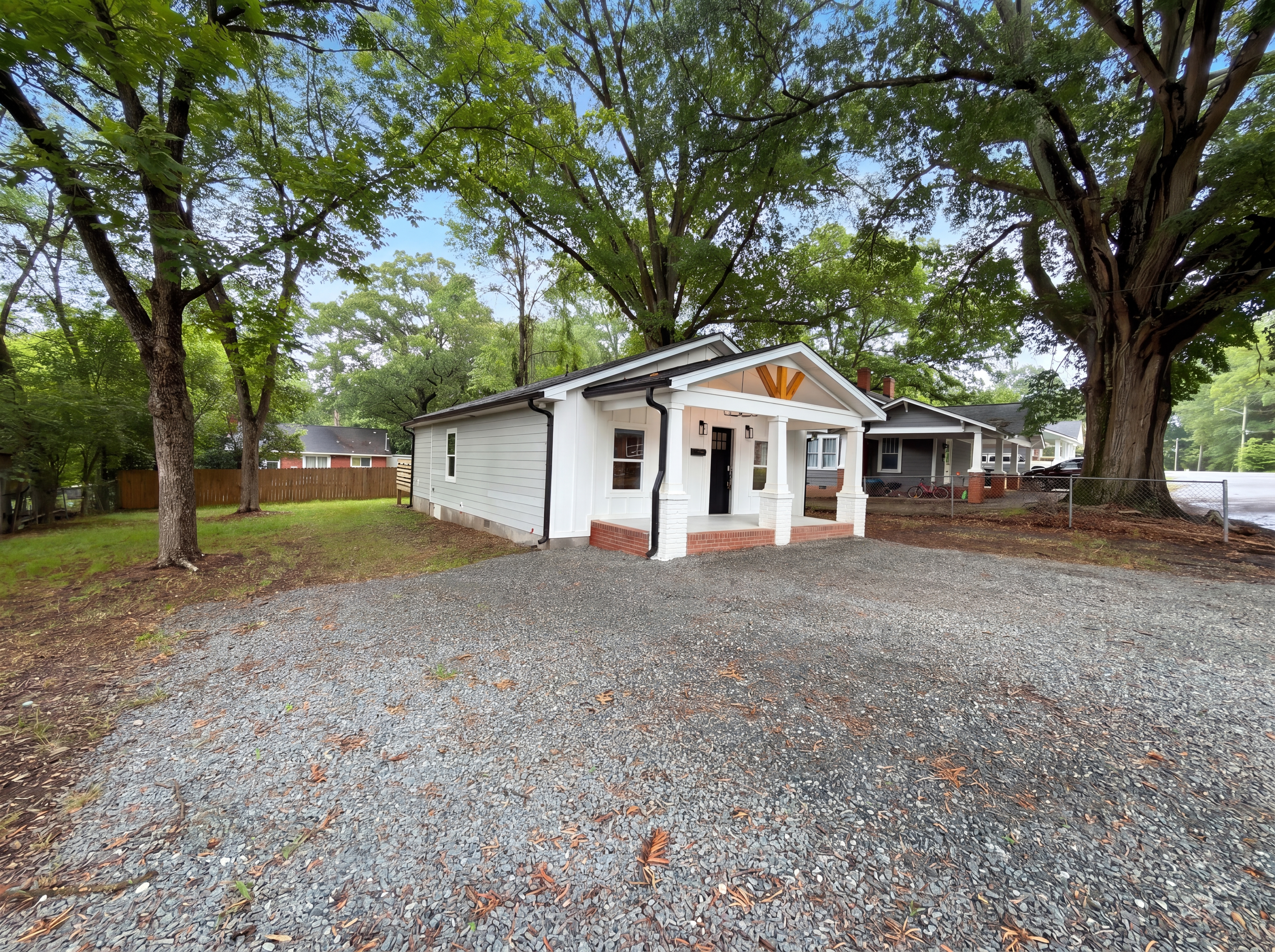 Photo 13 of 16 of 1013 Elm St, Monroe, NC