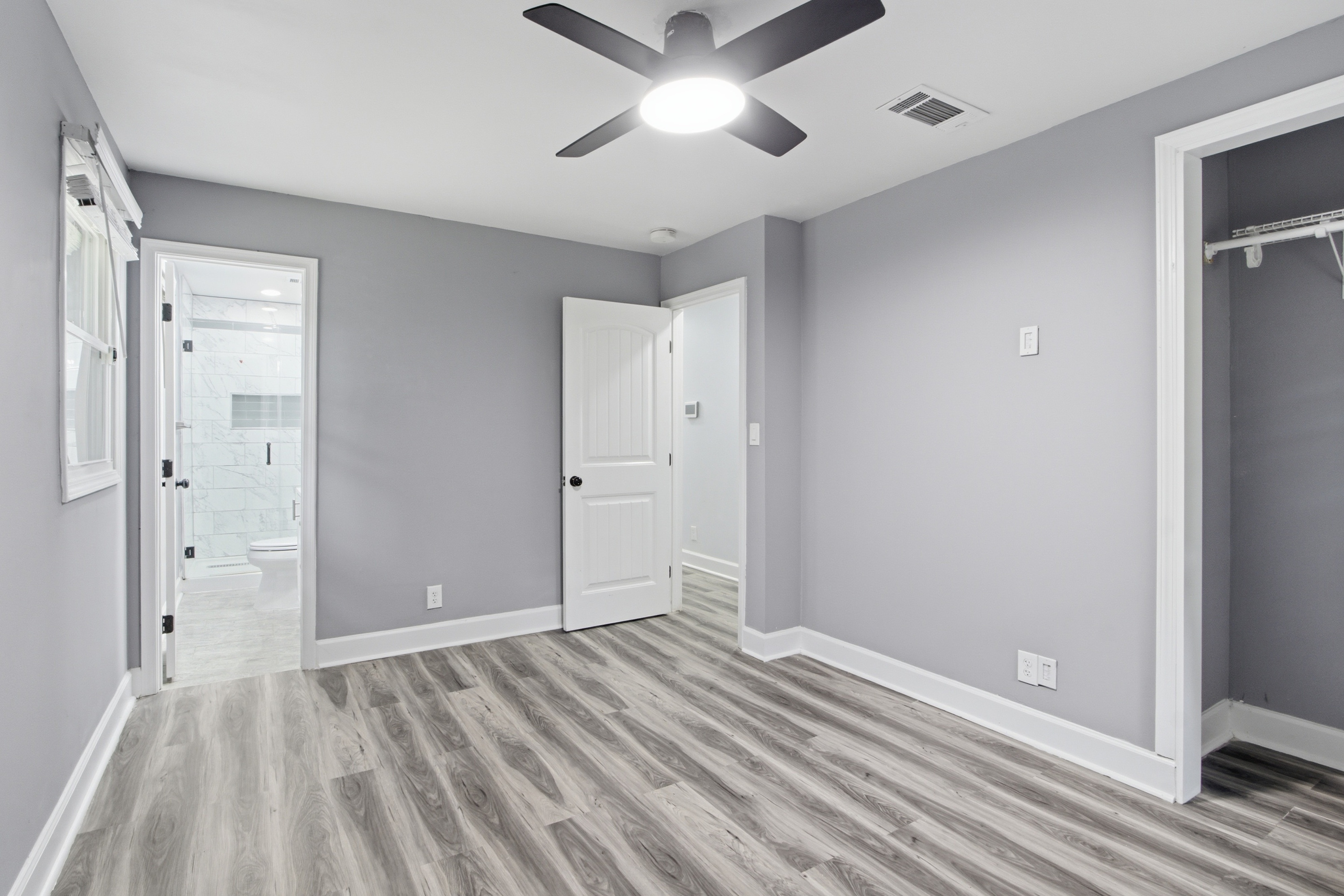 Photo 18 of 29 of 1614 Carolyn Dr, Stone Mountain, GA