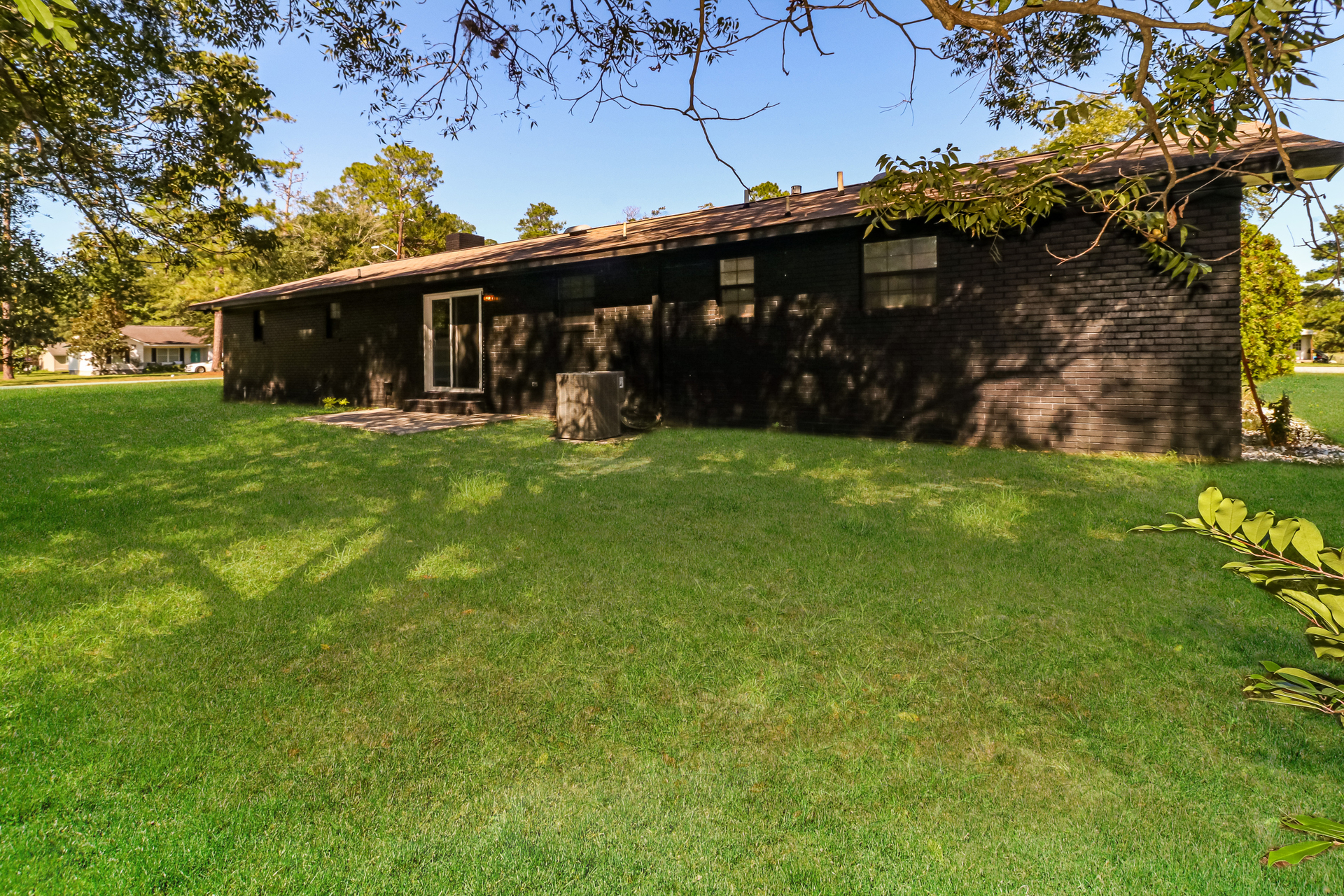 Photo 5 of 19 of 104 Adon St, Reidsville, GA
