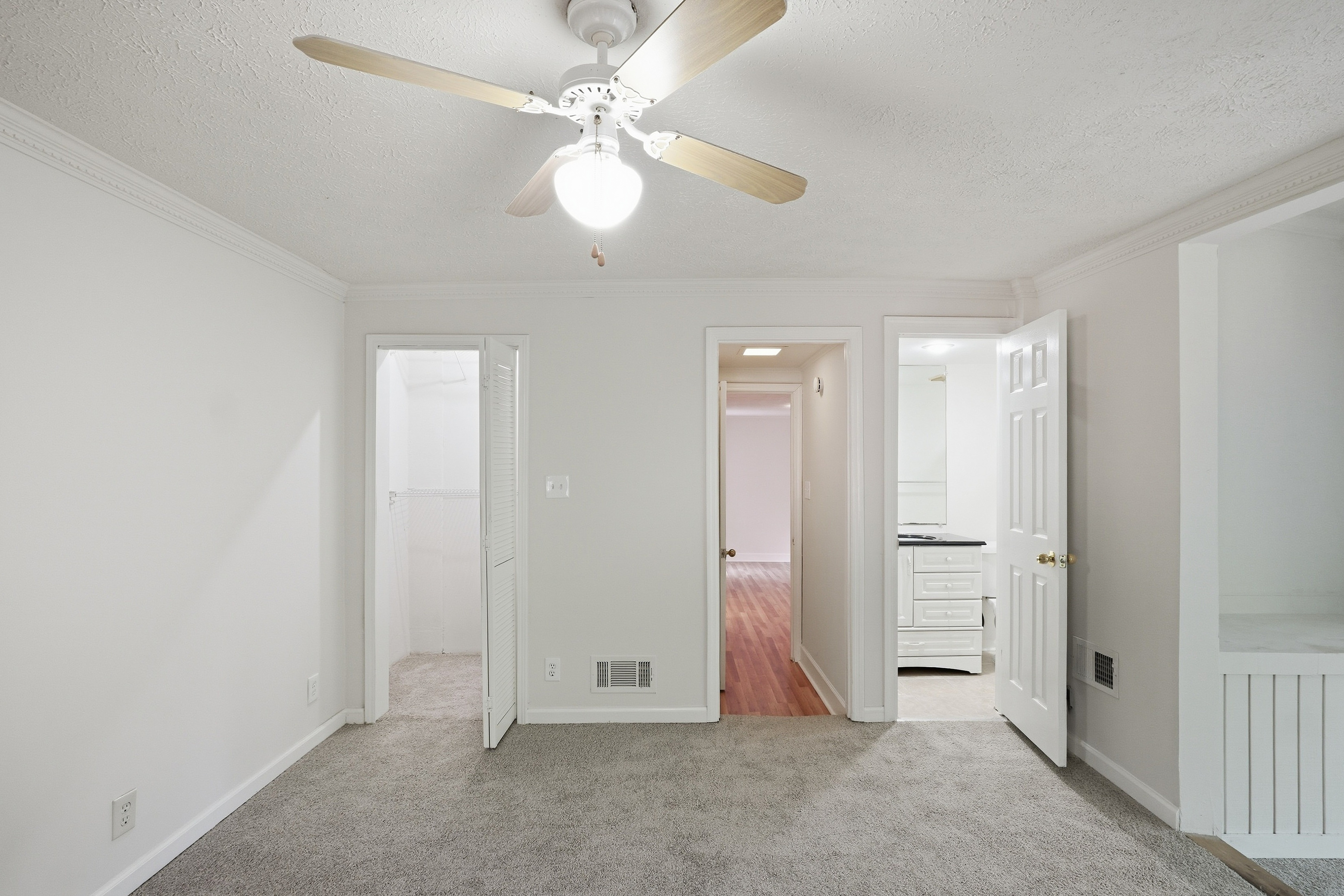 Photo 5 of 27 of 1133 Hudson Dr NE, Atlanta, GA