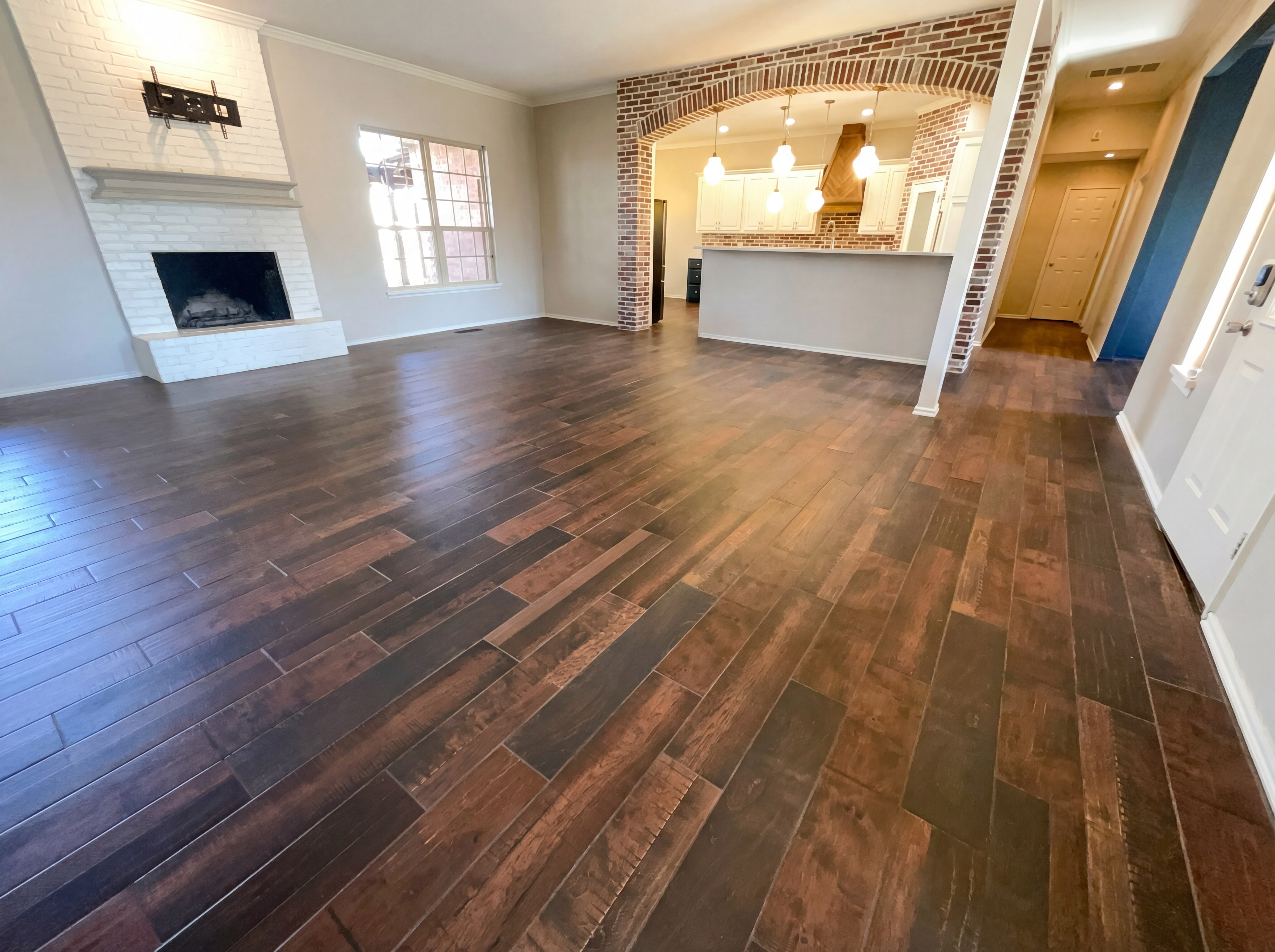 Photo 11 of 18 of 4221 Darril Rd, Edmond, OK