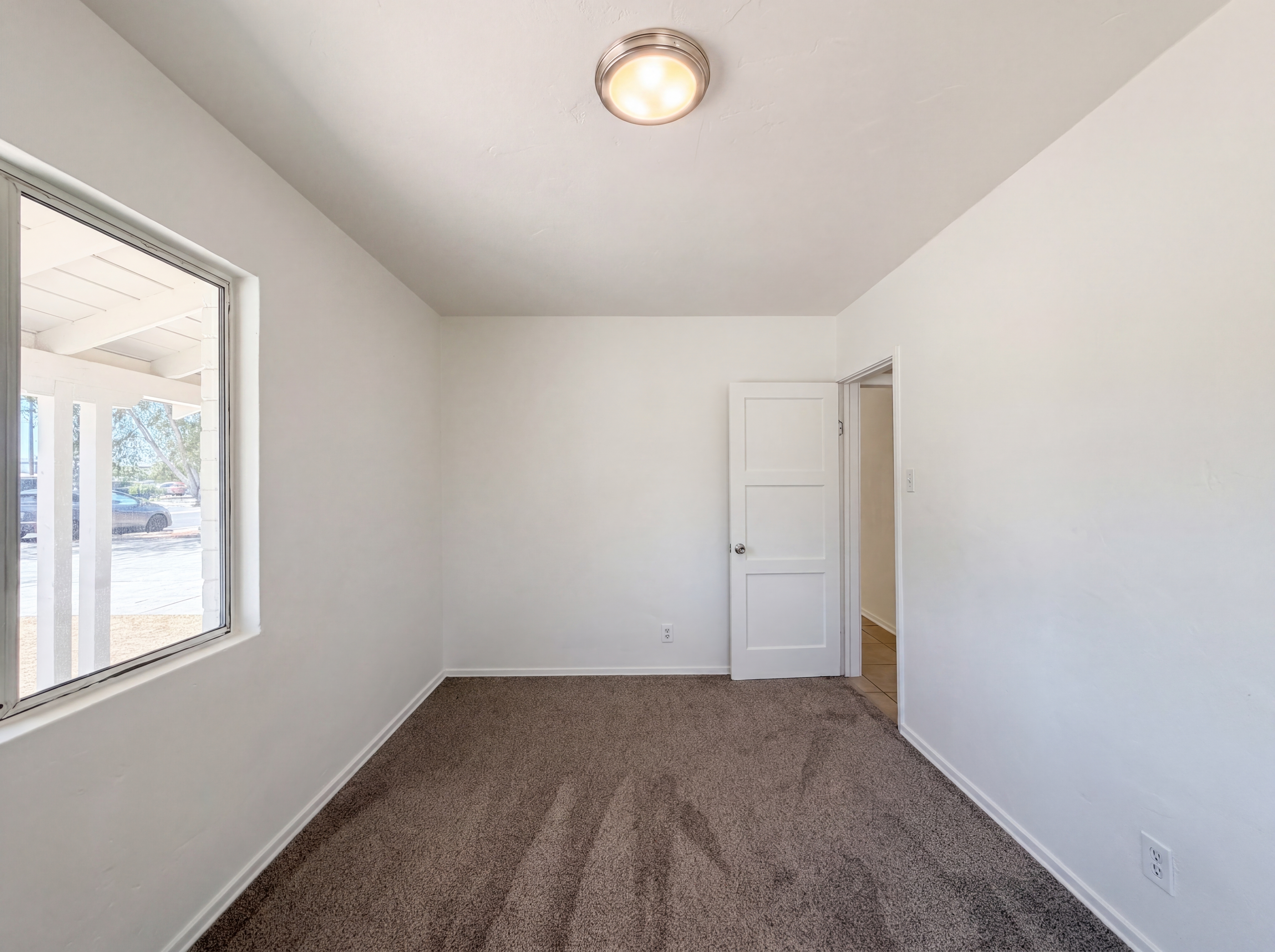 Photo 9 of 16 of 2042 W Pasadena Ave, Phoenix, AZ