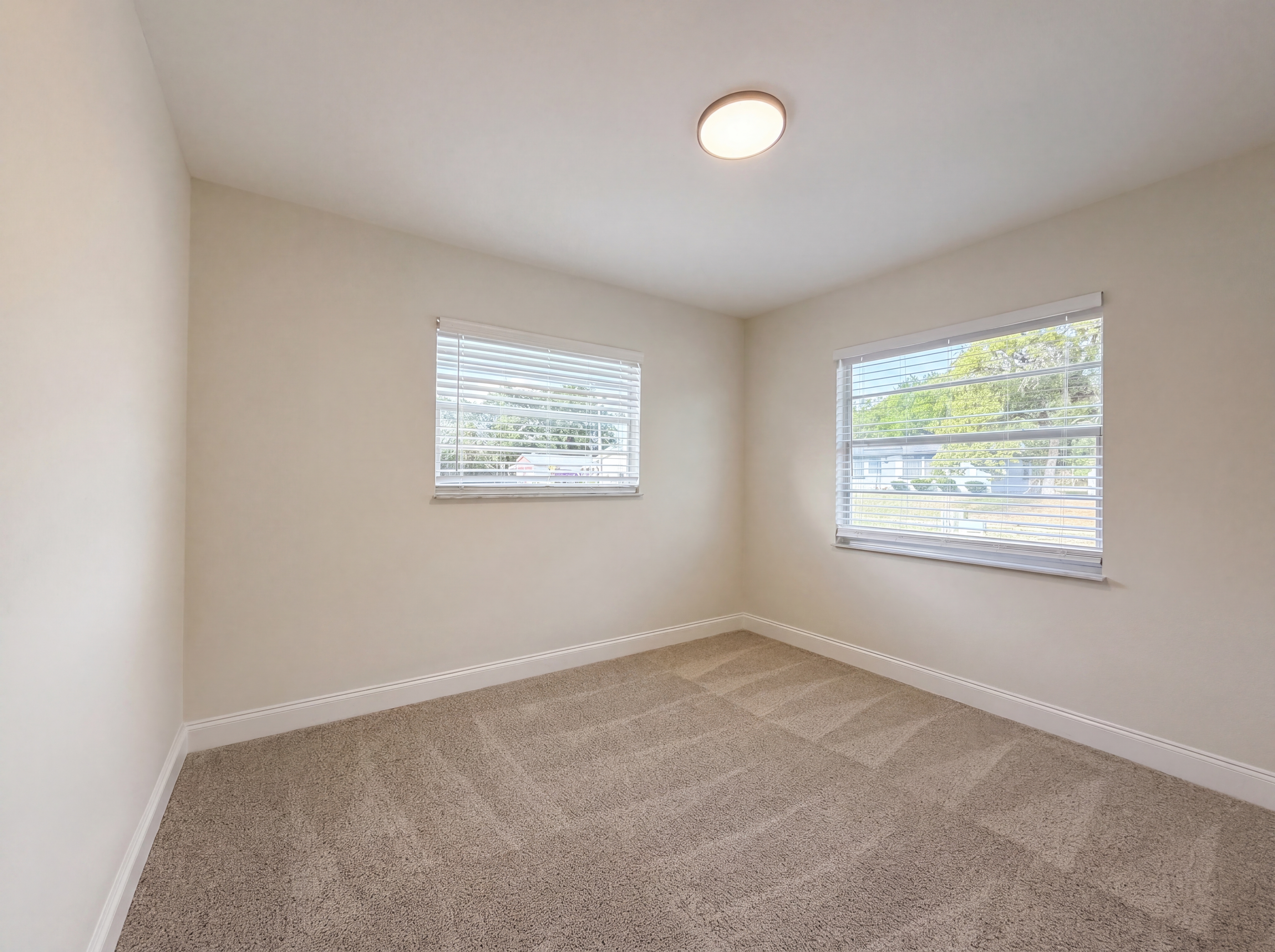 Photo 12 of 22 of 8351 Kipling Ct, Jacksonville, FL