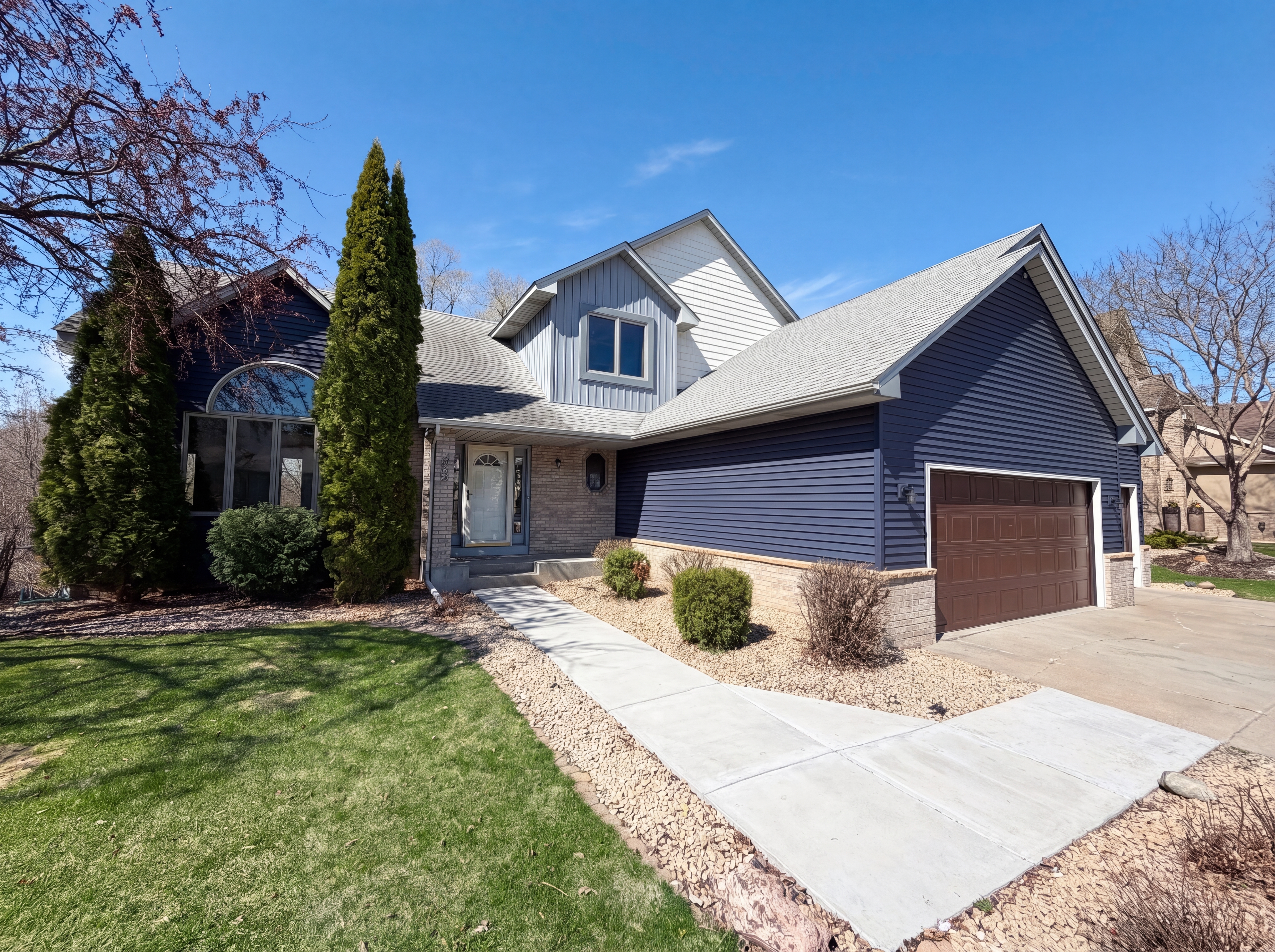 Photo 32 of 38 of 8433 Upland Ln N, Maple Grove, MN
