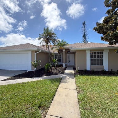 Property photo 1 of 771 Sandhill Crane Ct