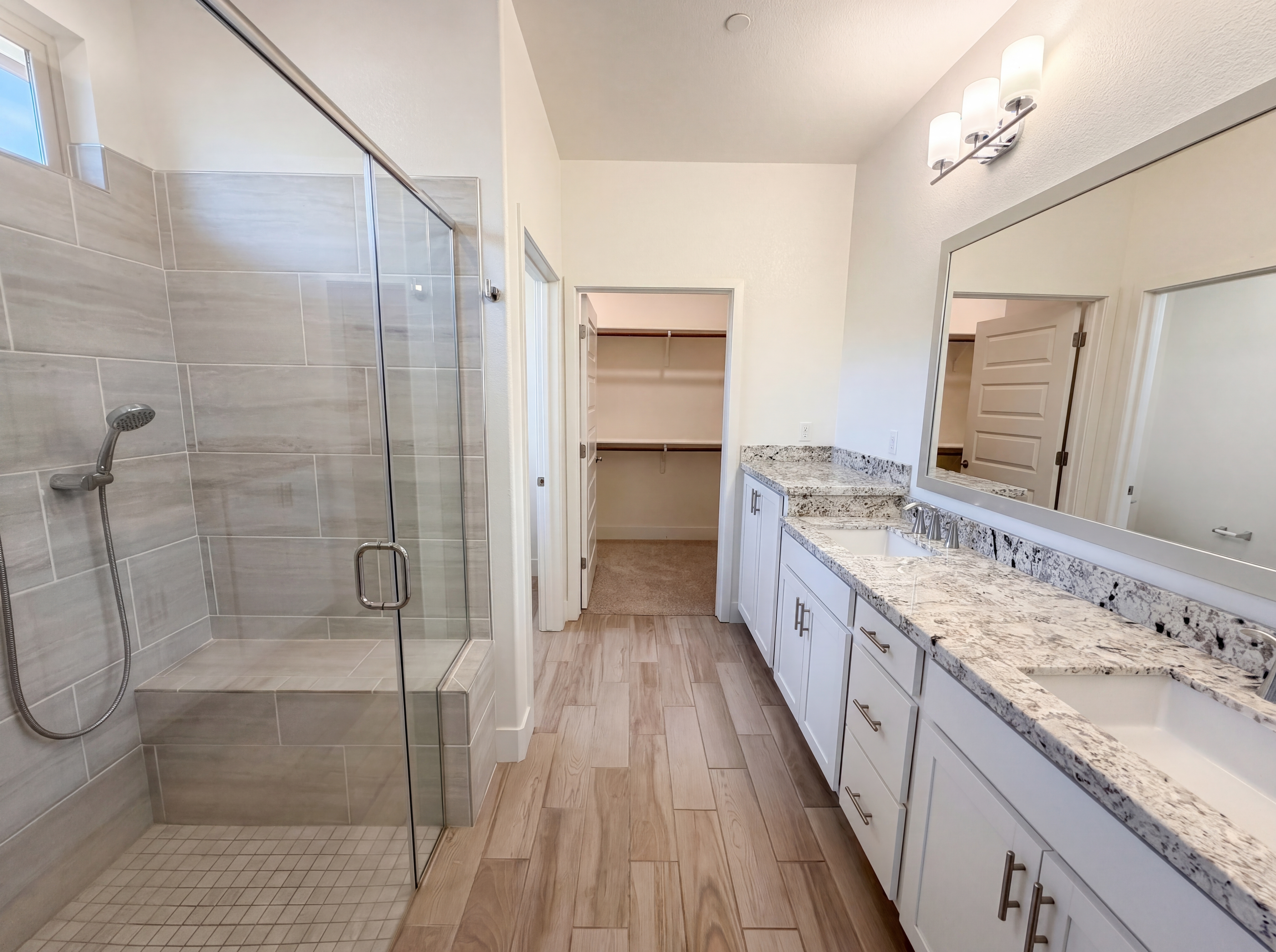 Photo 15 of 26 of 601 Evans Ct, El Dorado Hills, CA