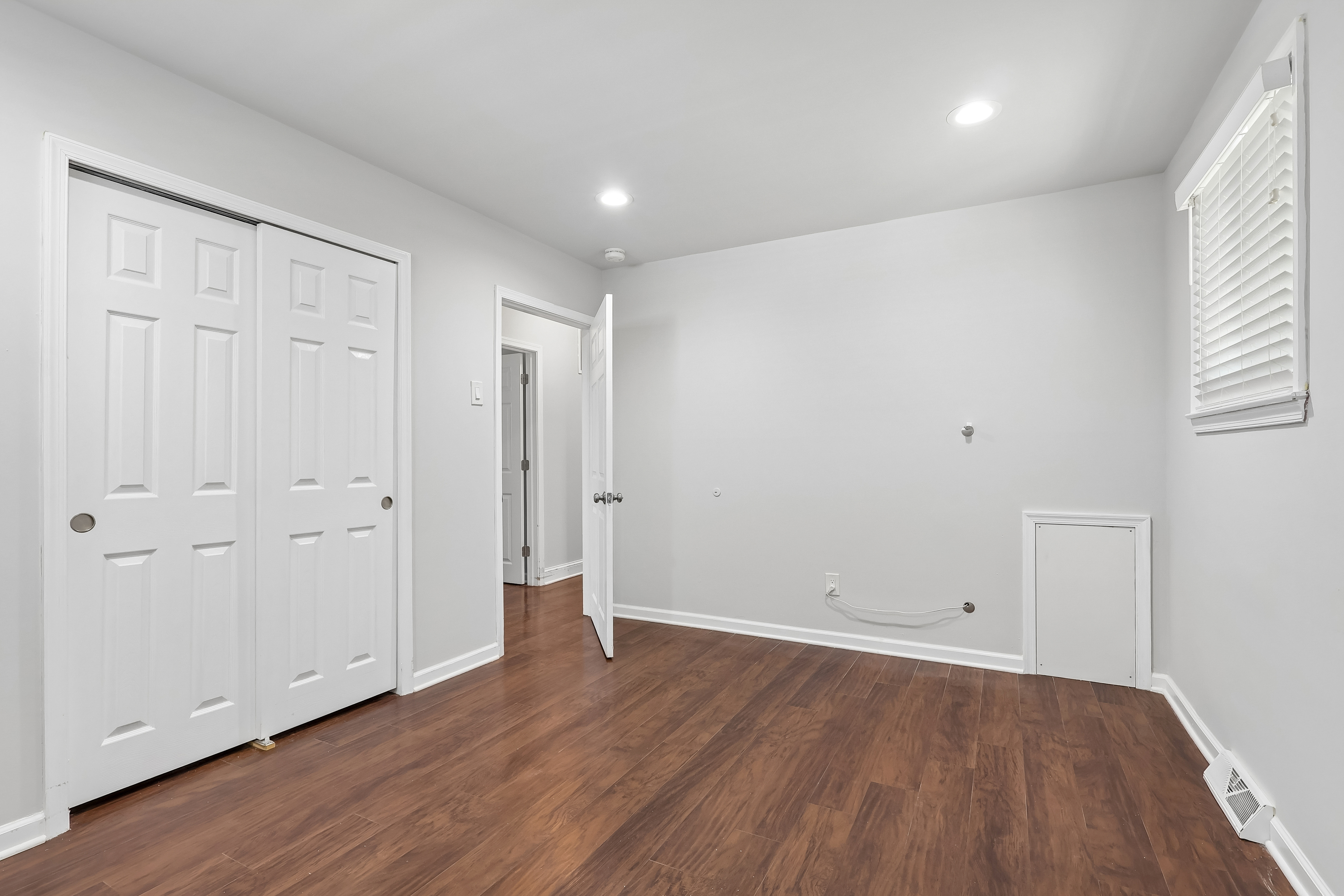 Photo 24 of 41 of 22 Yale Rd, Atco, NJ