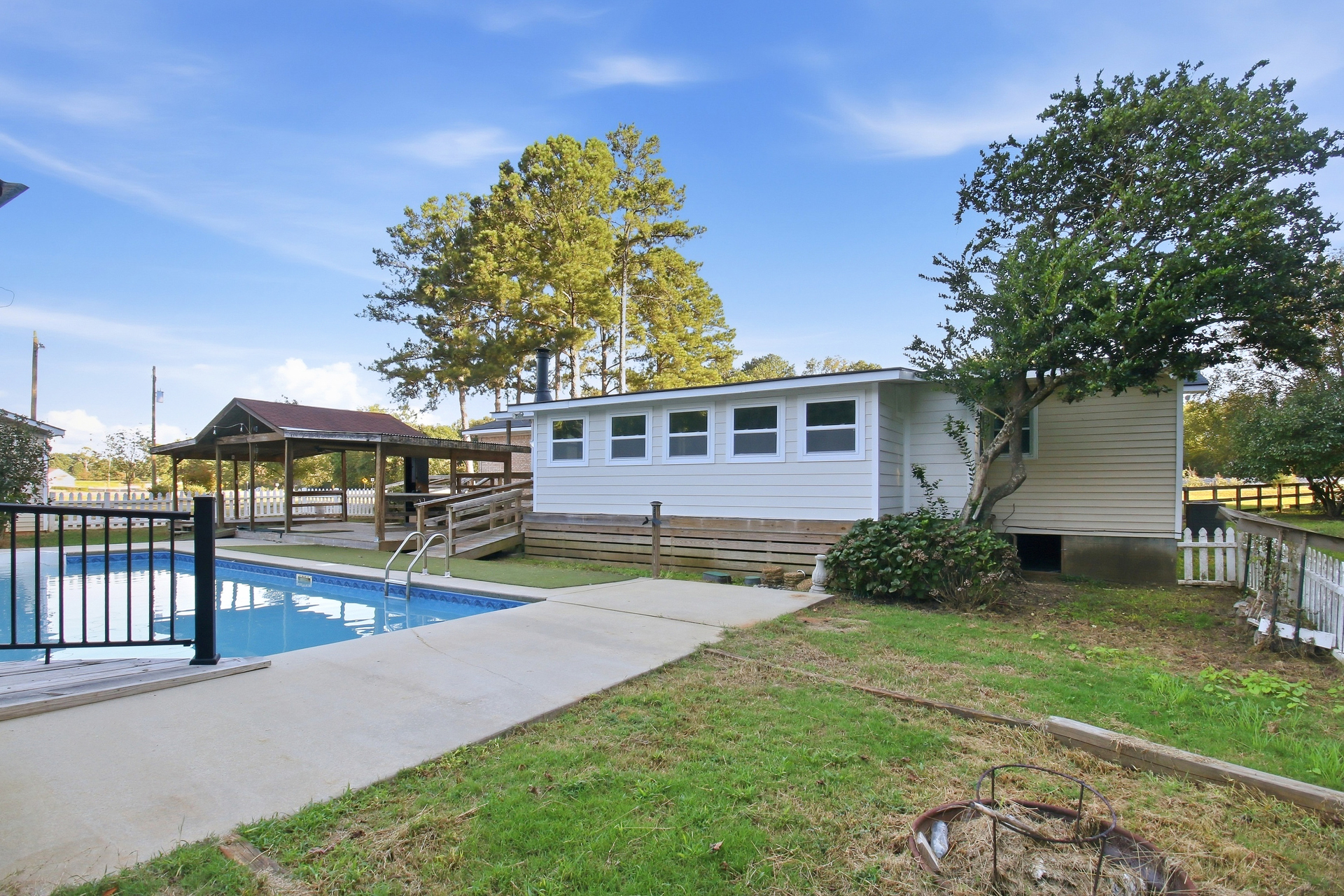 Photo 21 of 22 of 2460 Greensboro Rd, Madison, GA