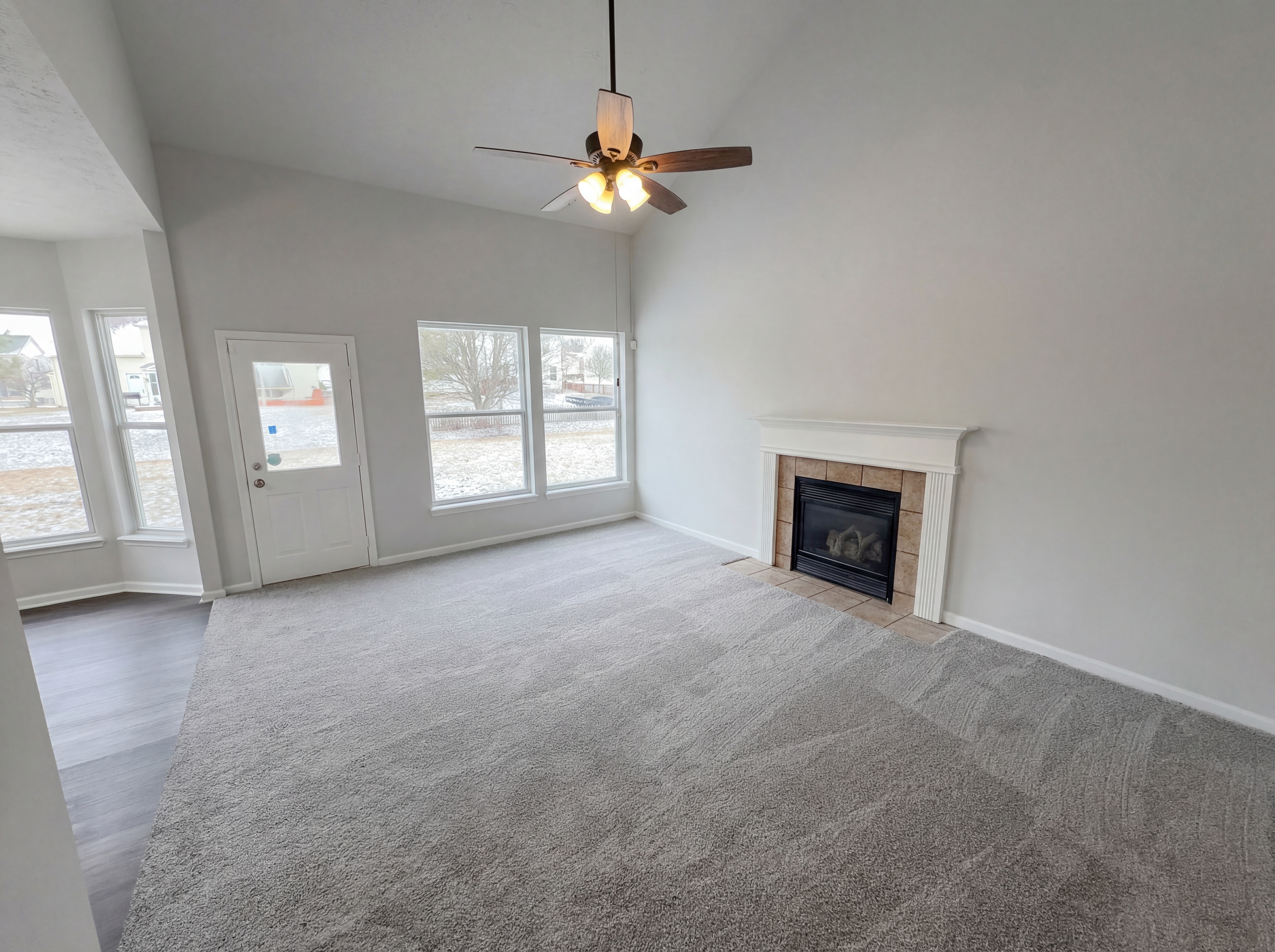 Photo 7 of 30 of 6454 Kentstone Dr, Indianapolis, IN