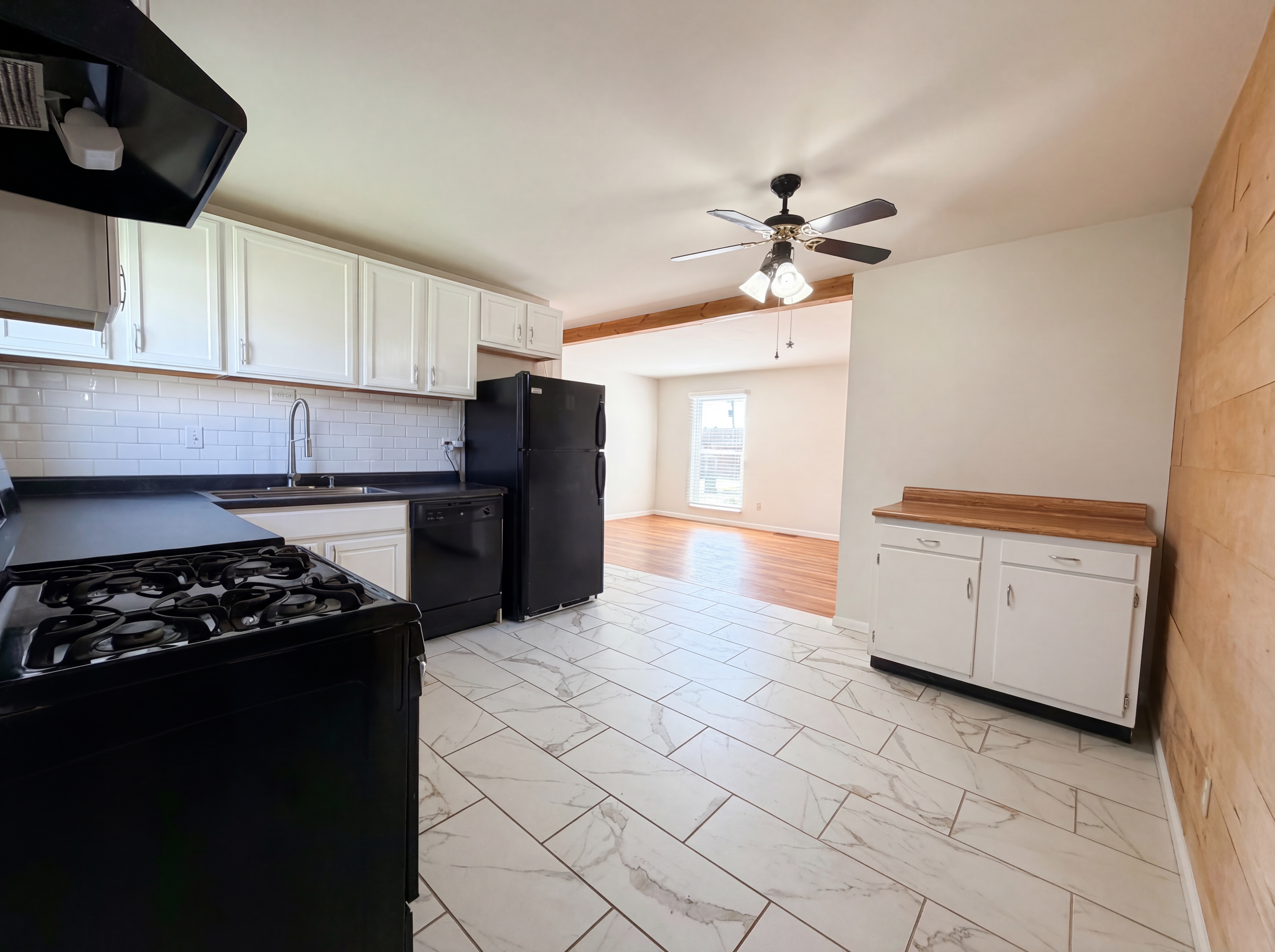 Photo 9 of 18 of 2243 Bolton St, Saint Charles, MO