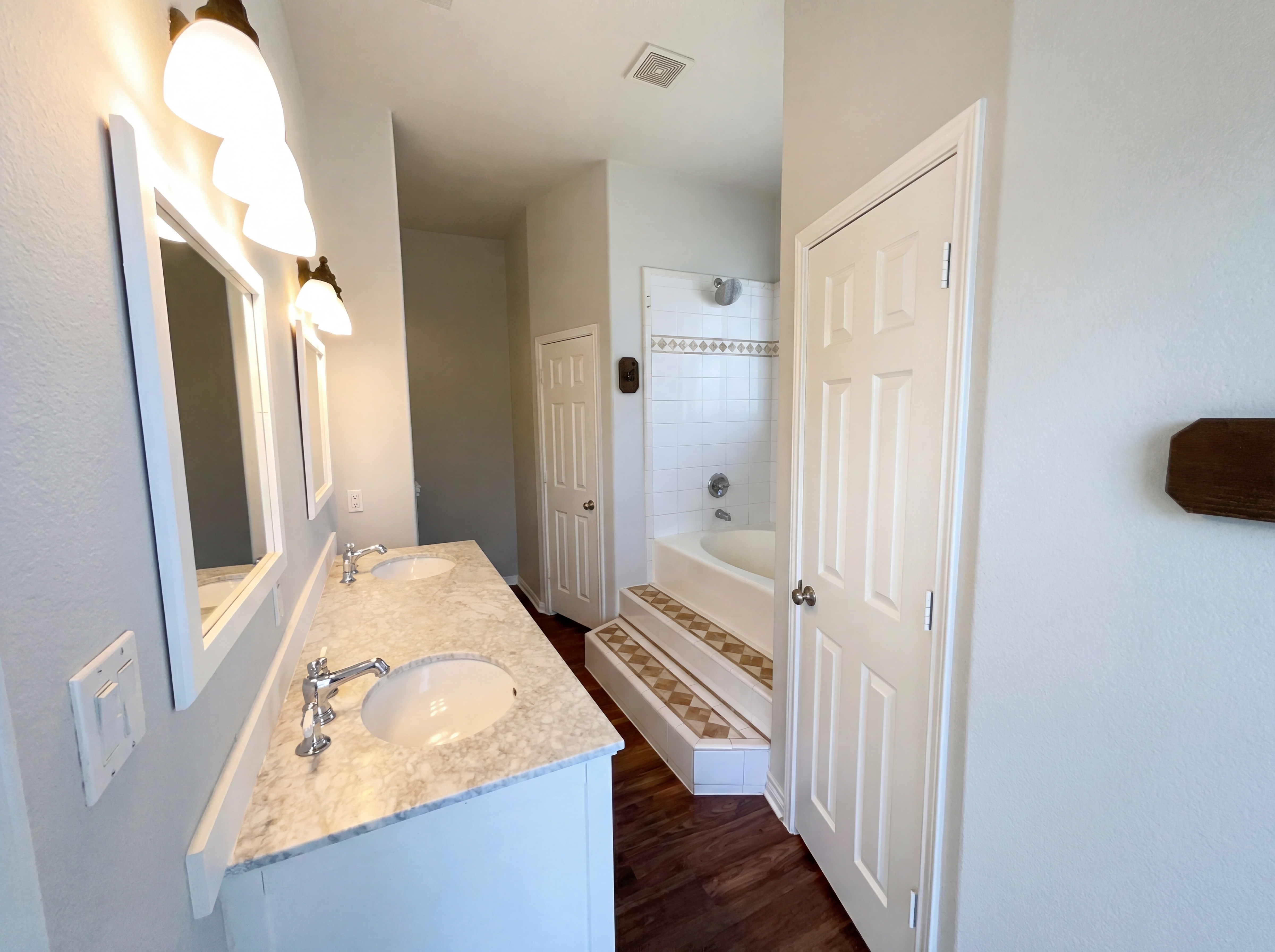 Photo 14 of 18 of 1516 Gatlinburg Dr, Pflugerville, TX