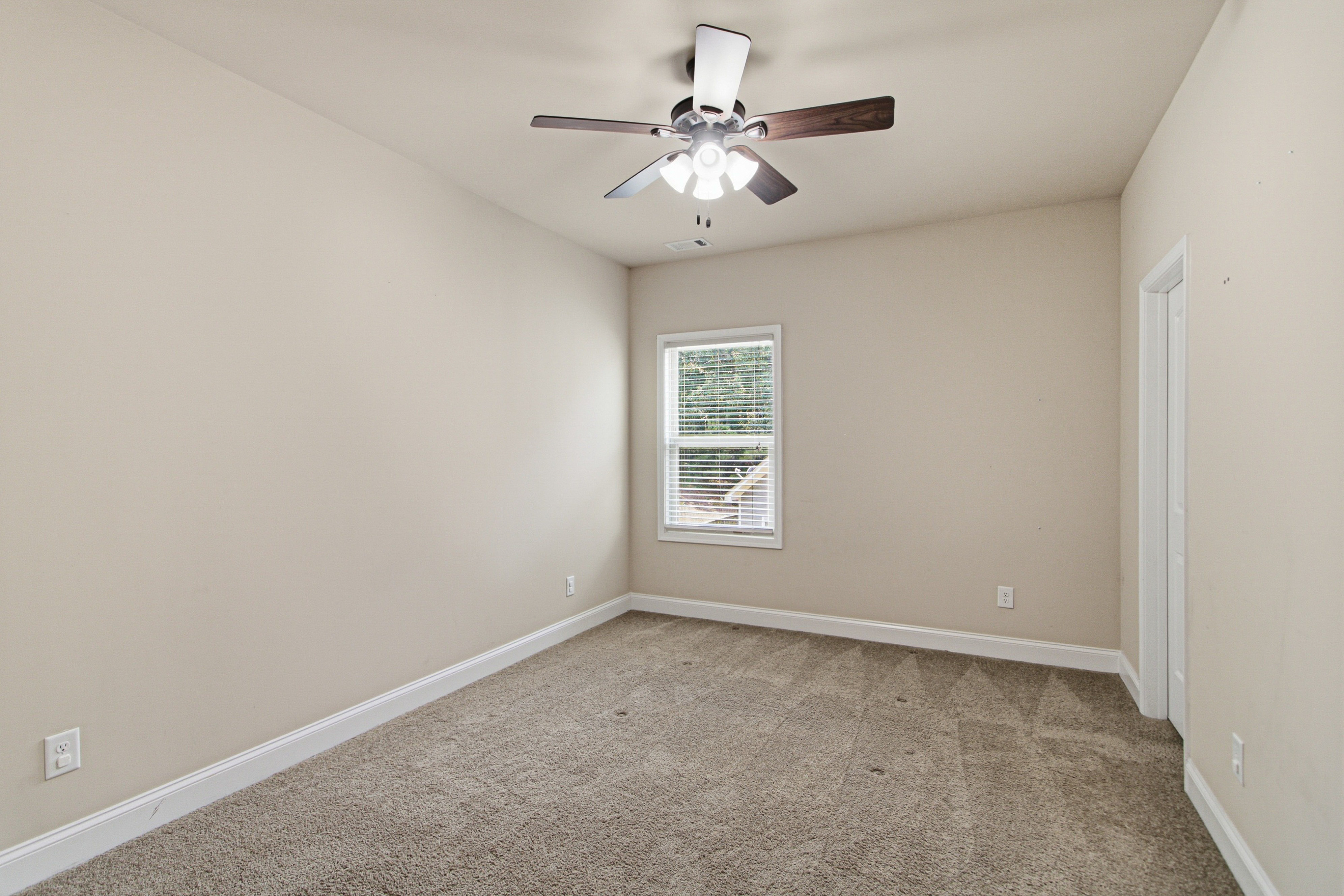 Photo 20 of 41 of 114 Madison St, Canton, GA