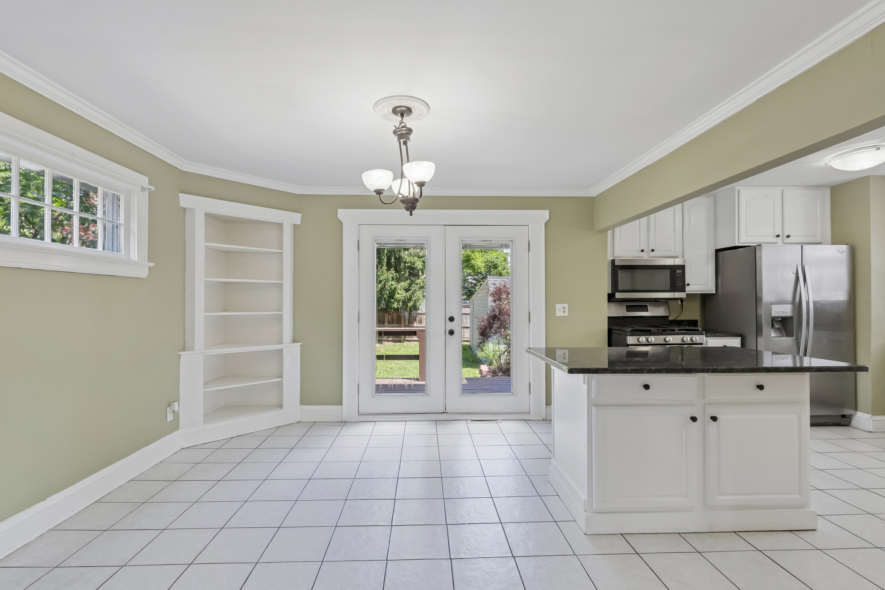 Photo 3 of 46 of 14606 Bartter Ave, Cleveland, OH