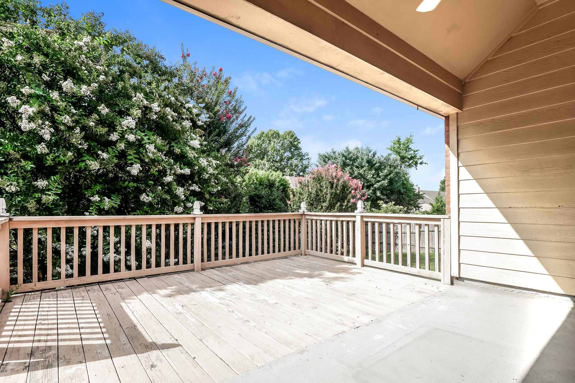 Photo 19 of 21 of 4635 Shadow Field Ln, Bartlett, TN