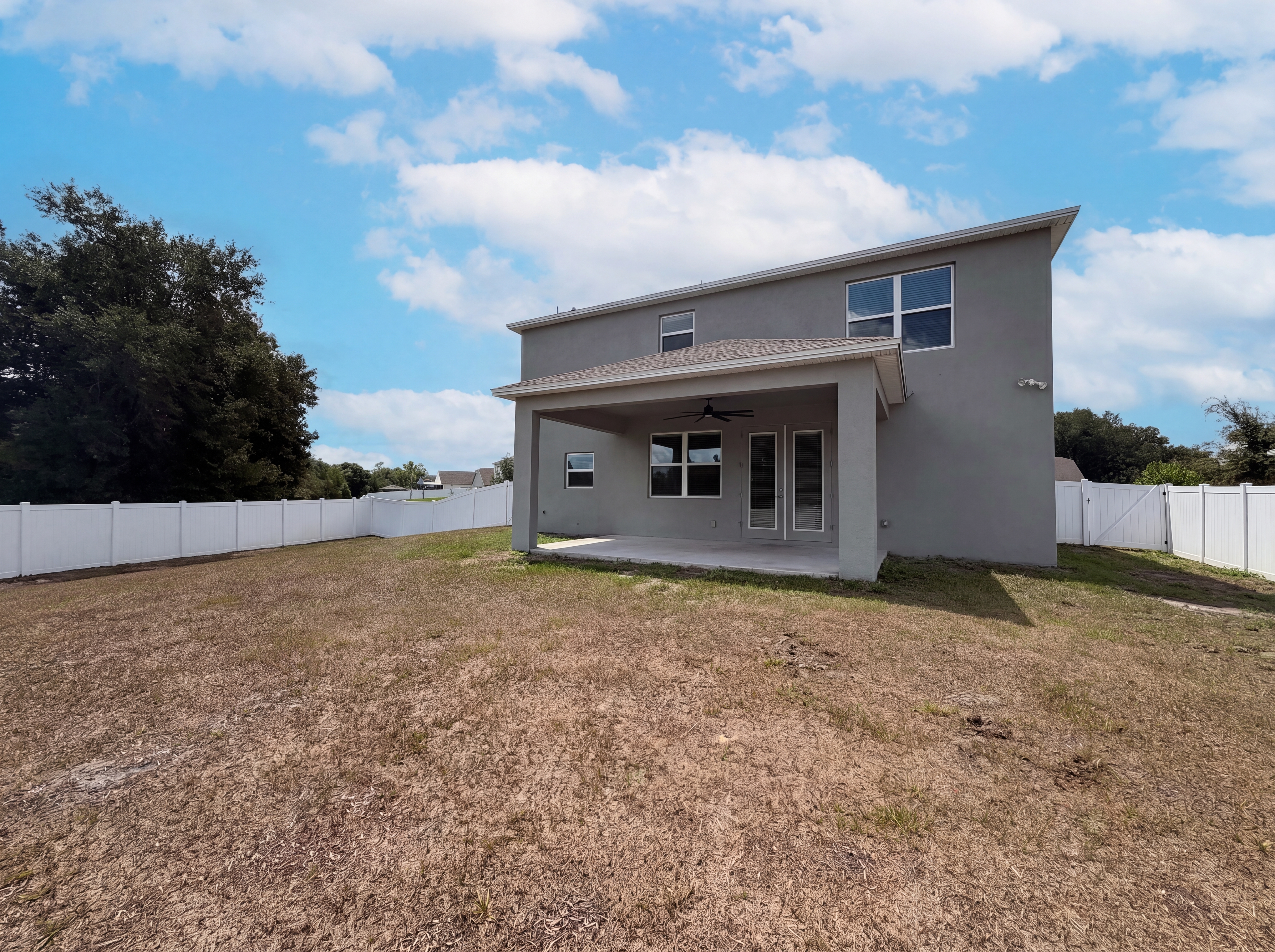 Photo 5 of 25 of 4510 Penkert Pl, Lakeland, FL