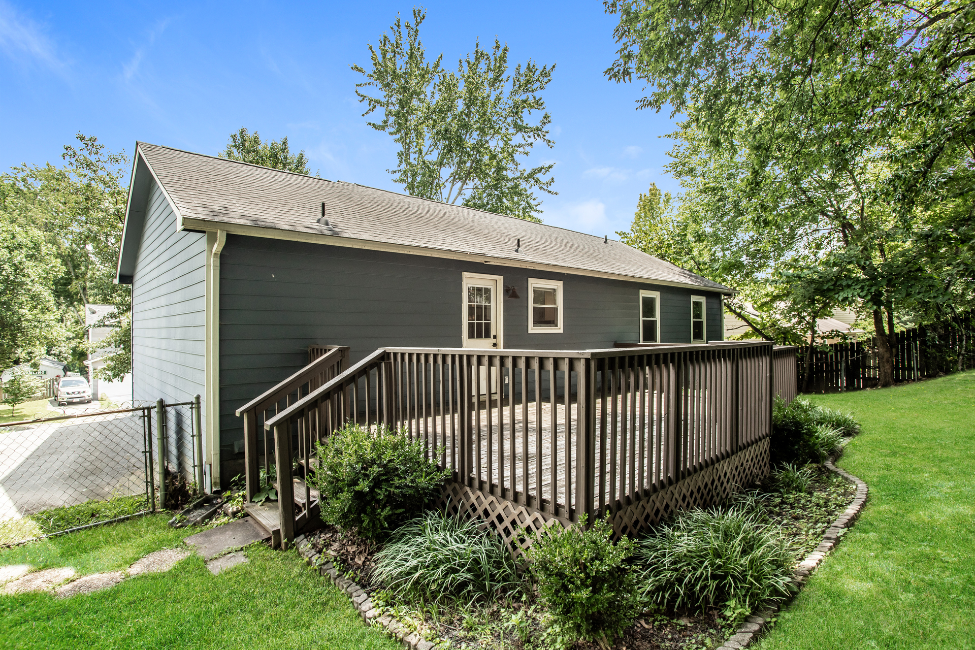 Photo 5 of 21 of 6009 Woodbark Trce, Knoxville, TN