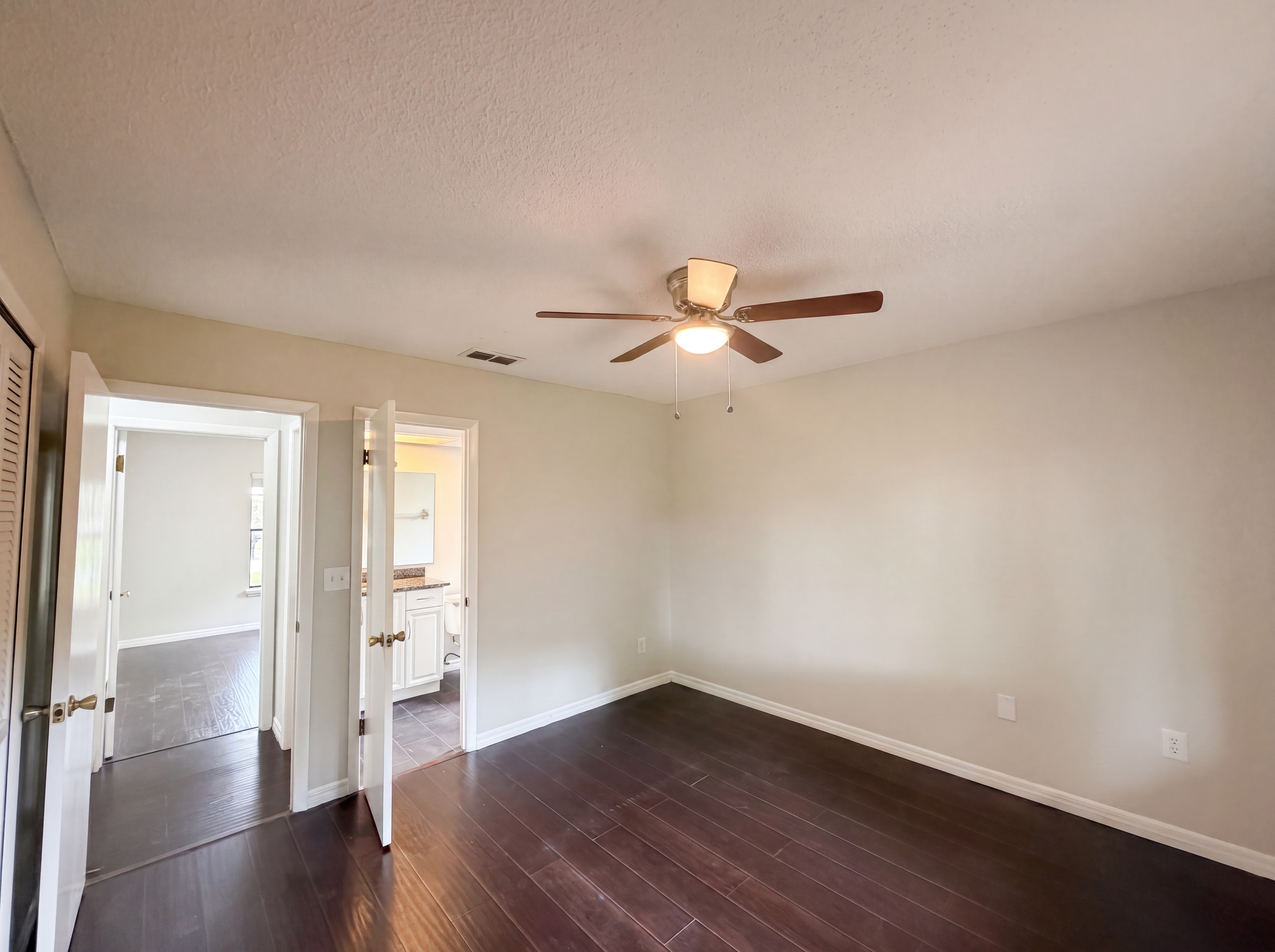 Photo 15 of 21 of 3622 Shady Grove Cir, Orlando, FL