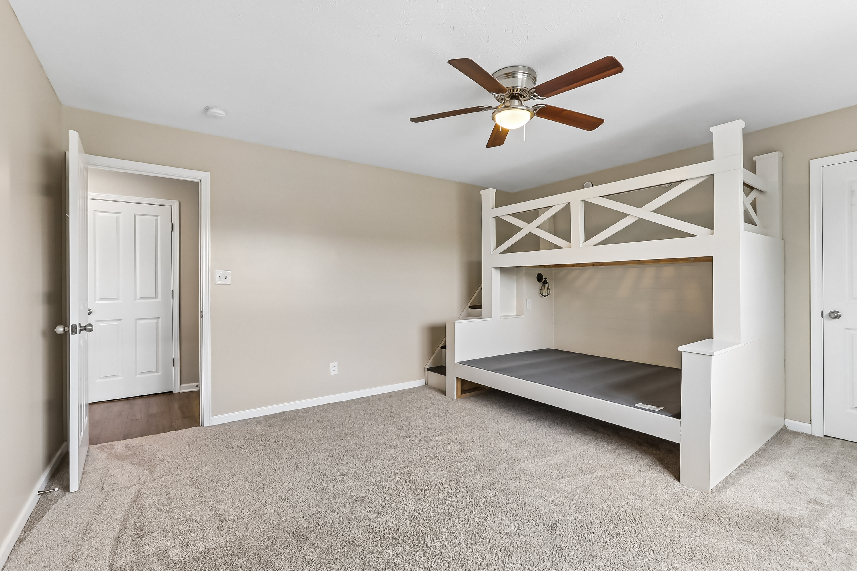 Photo 39 of 56 of 15143 Gallop Ln, Fishers, IN